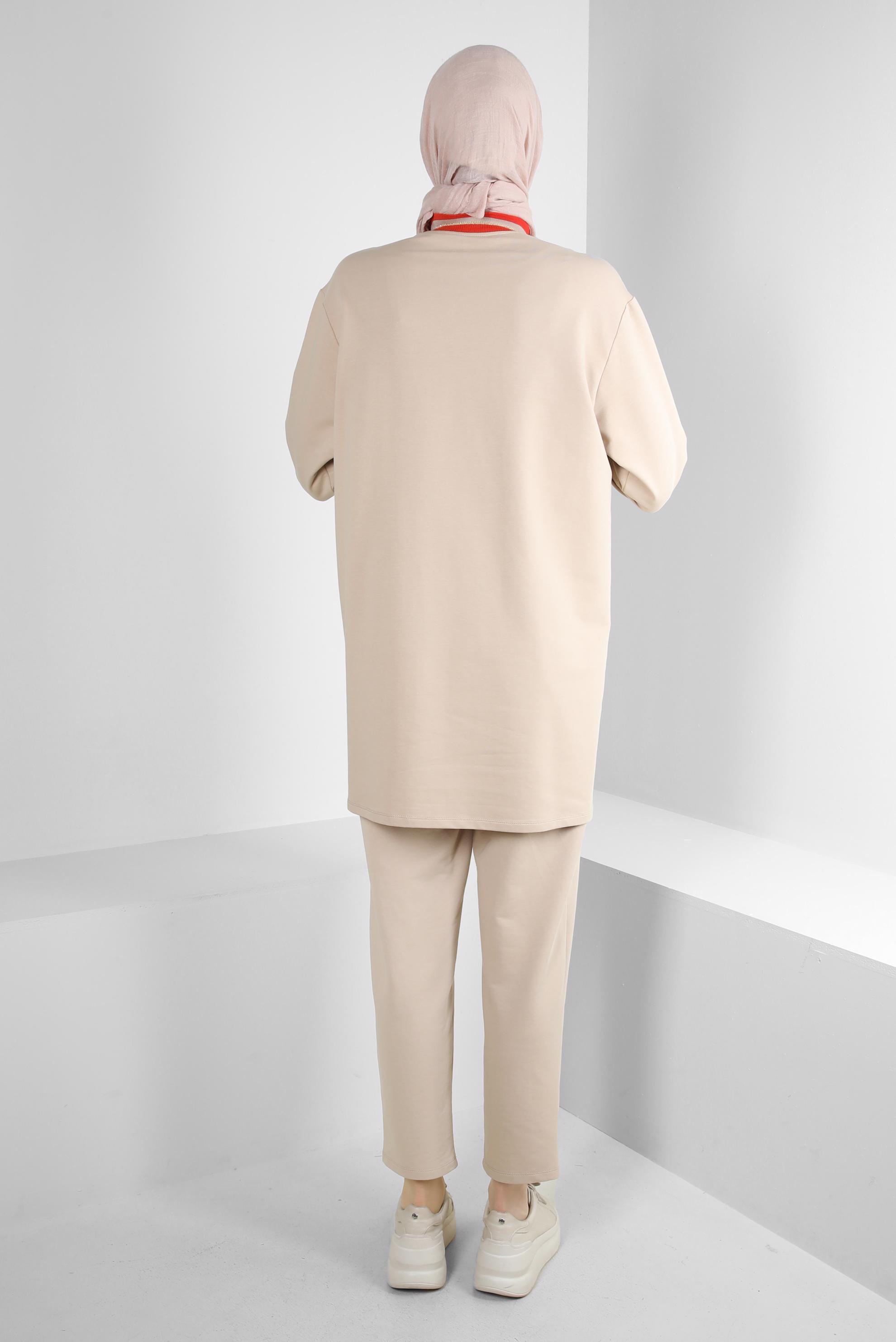 Tesettür giyim BEJ MANŞETLERİ LASTİKLİ İKİLİ EŞOFMAN TAKIM 43787