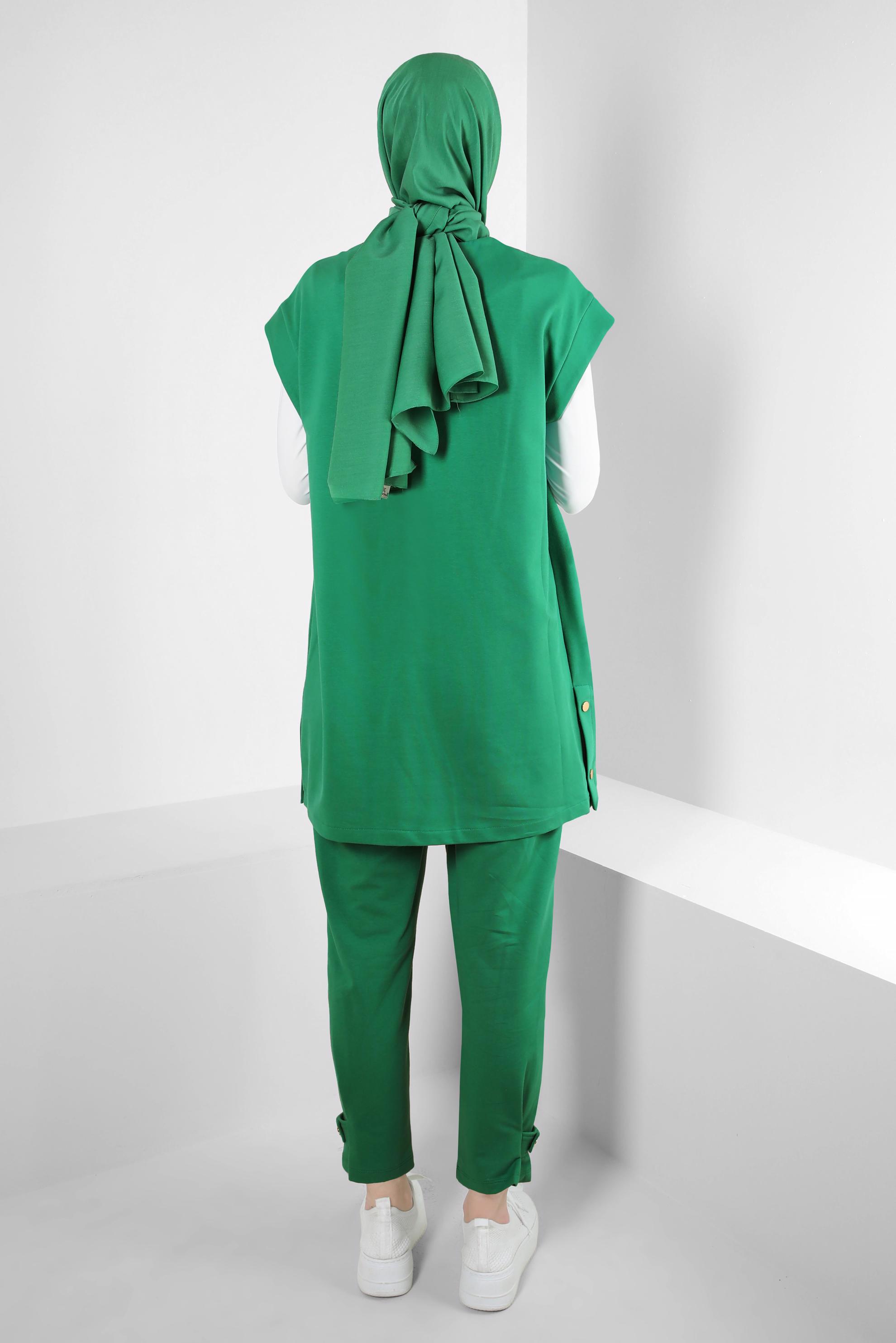 Tesettür giyim YEŞİL ŞERİT DETAYLI SÜVETERLİ EŞOFMAN TAKIM 43805