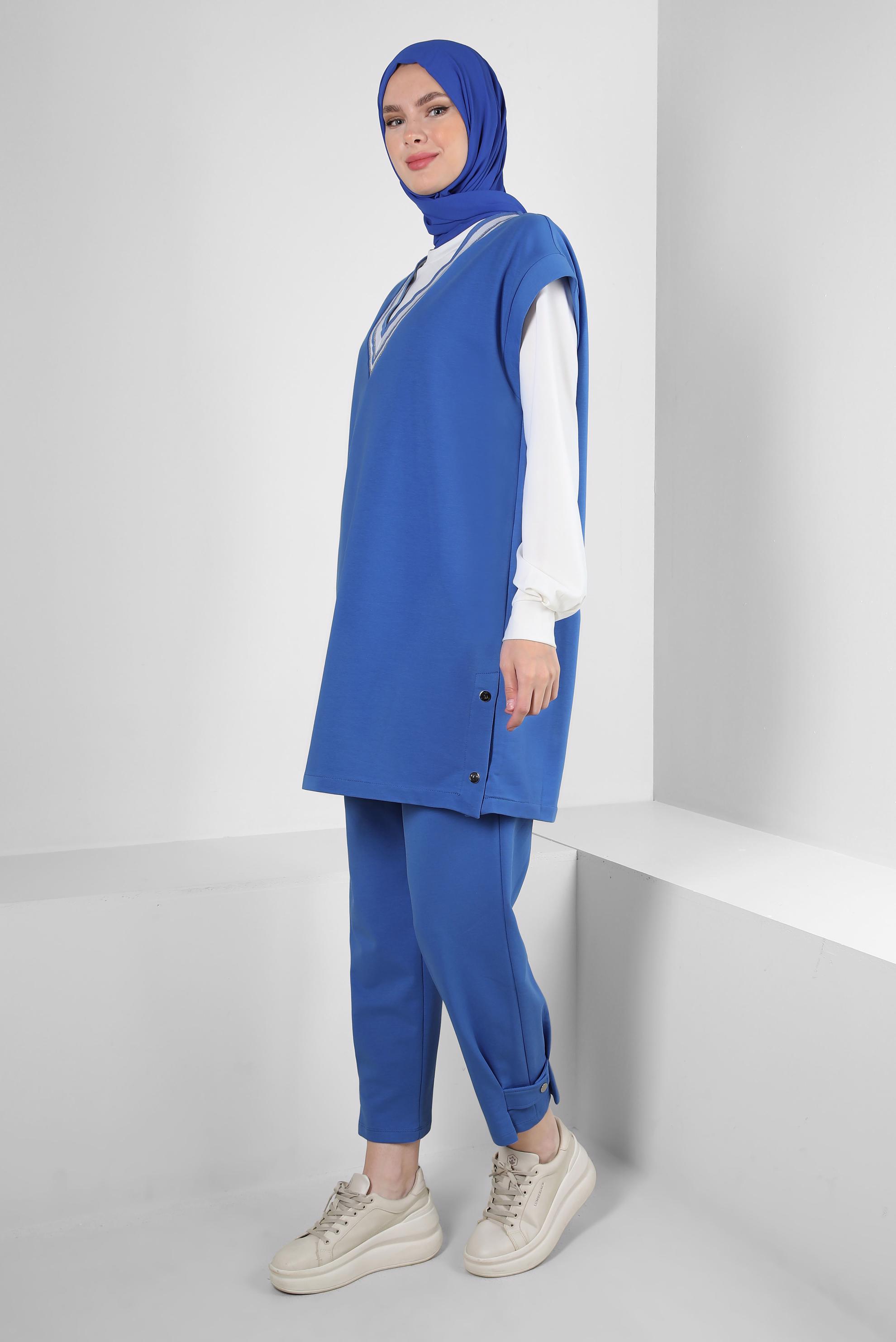 Tesettür giyim MAVİ ŞERİT DETAYLI SÜVETERLİ EŞOFMAN TAKIM 43805