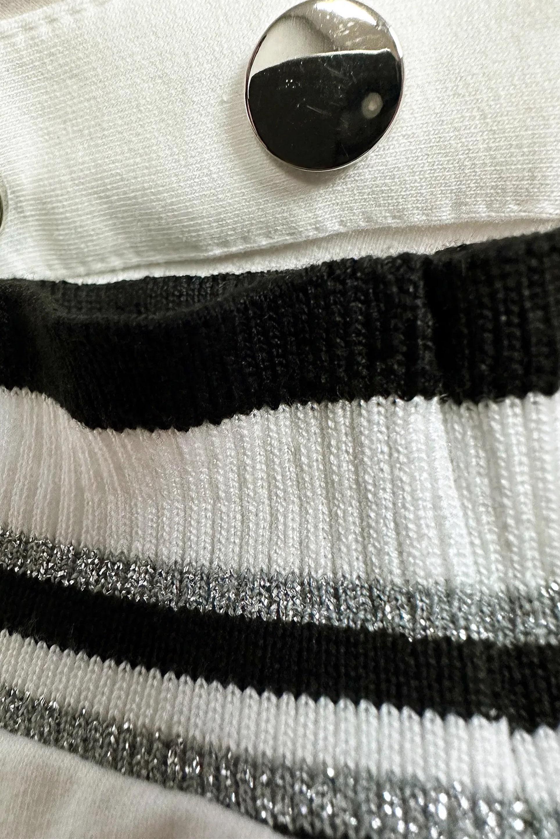 Tesettür giyim BEYAZ YAKASI BÜZGÜLÜ EŞOFMAN TUNİK 43845