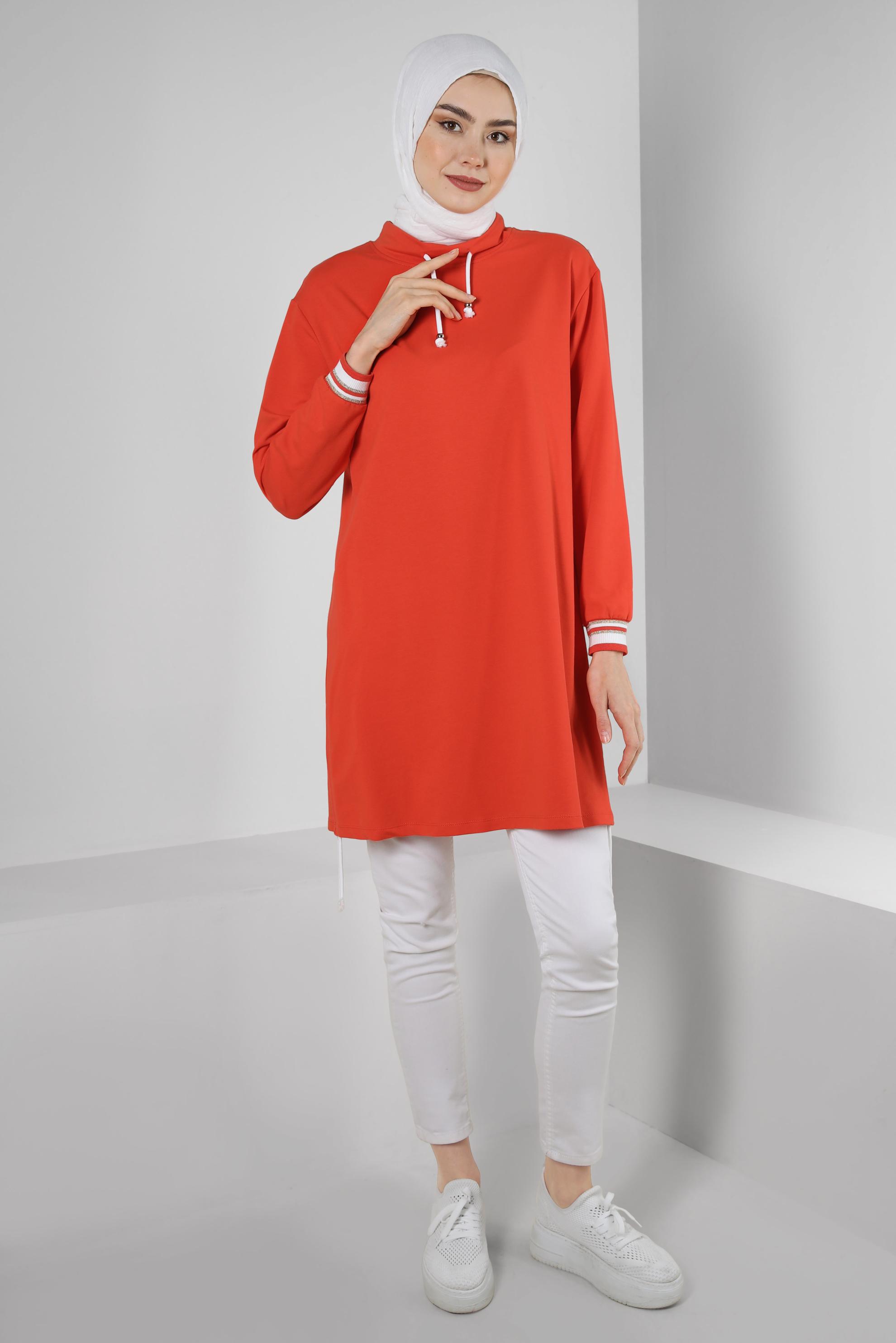 Tesettür giyim KIRMIZI YAKASI BÜZGÜLÜ EŞOFMAN TUNİK 43845