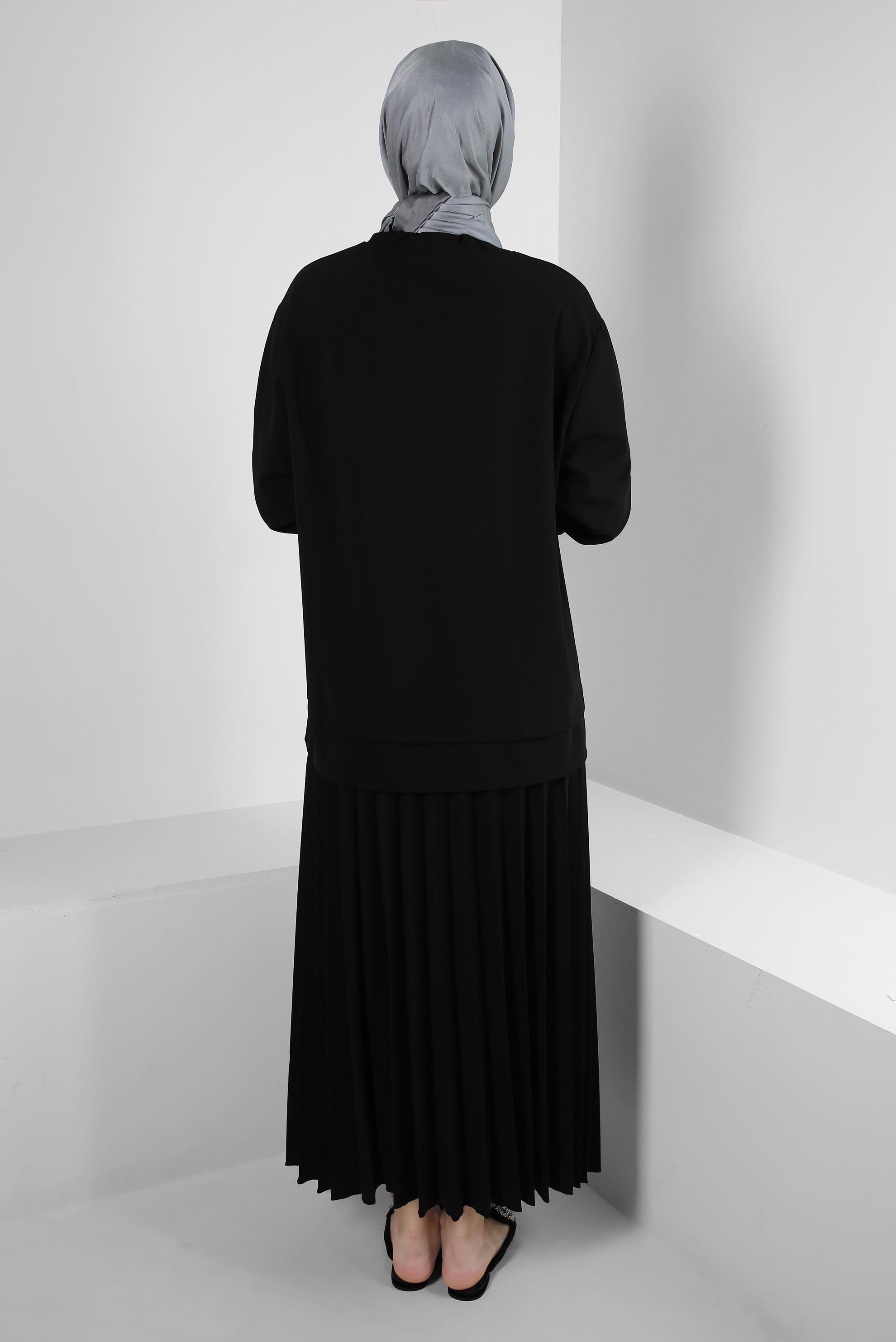 Tesettür giyim SİYAH YAKASI BAĞCIKLI PİLİSELİ ETEKLİ EŞOFMAN TAKIM 43849