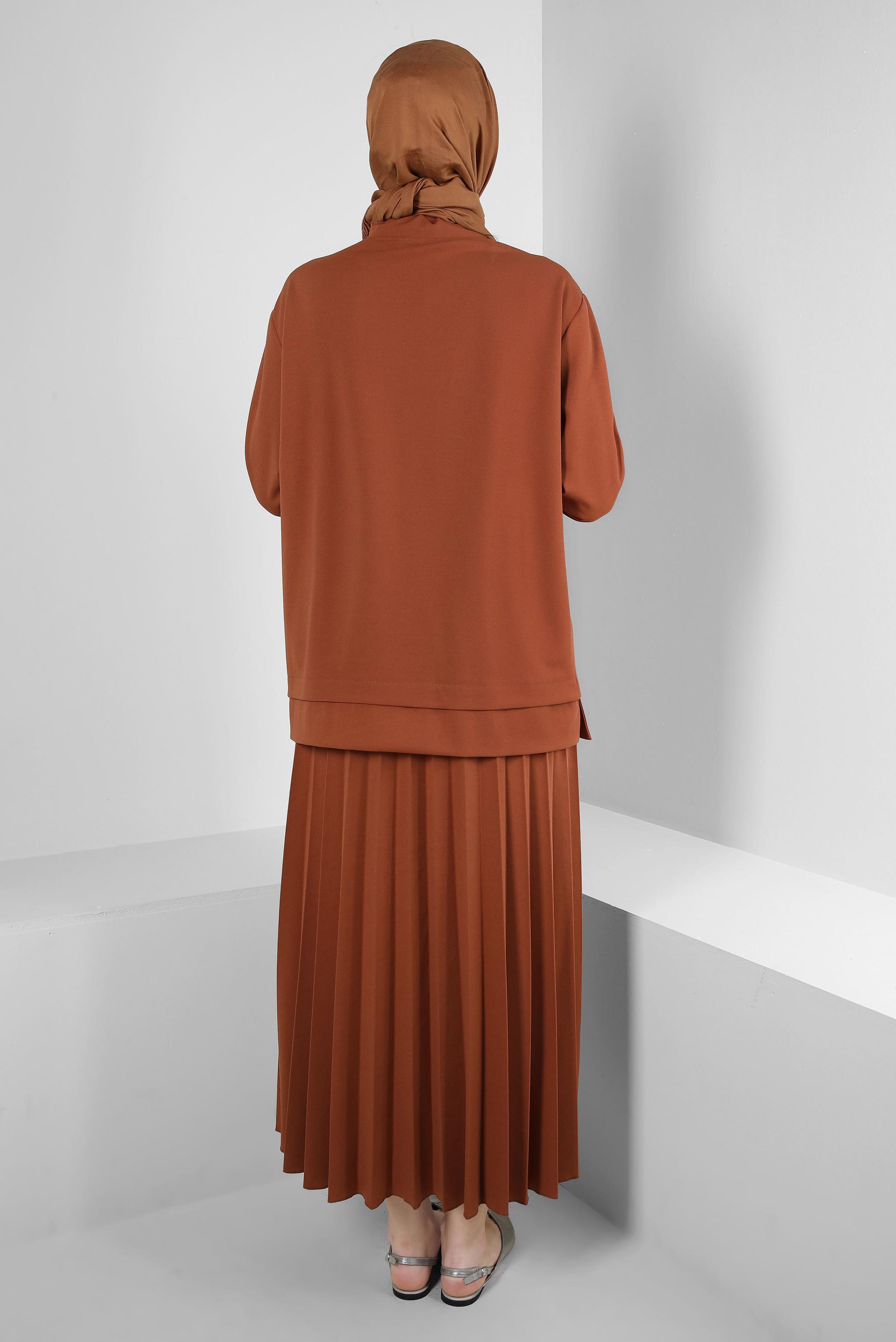 Vêtements hijab BRUN ENSEMBLE JUPE SURVÊTEMENT PLISSÉ À COL NOUÉ 43849