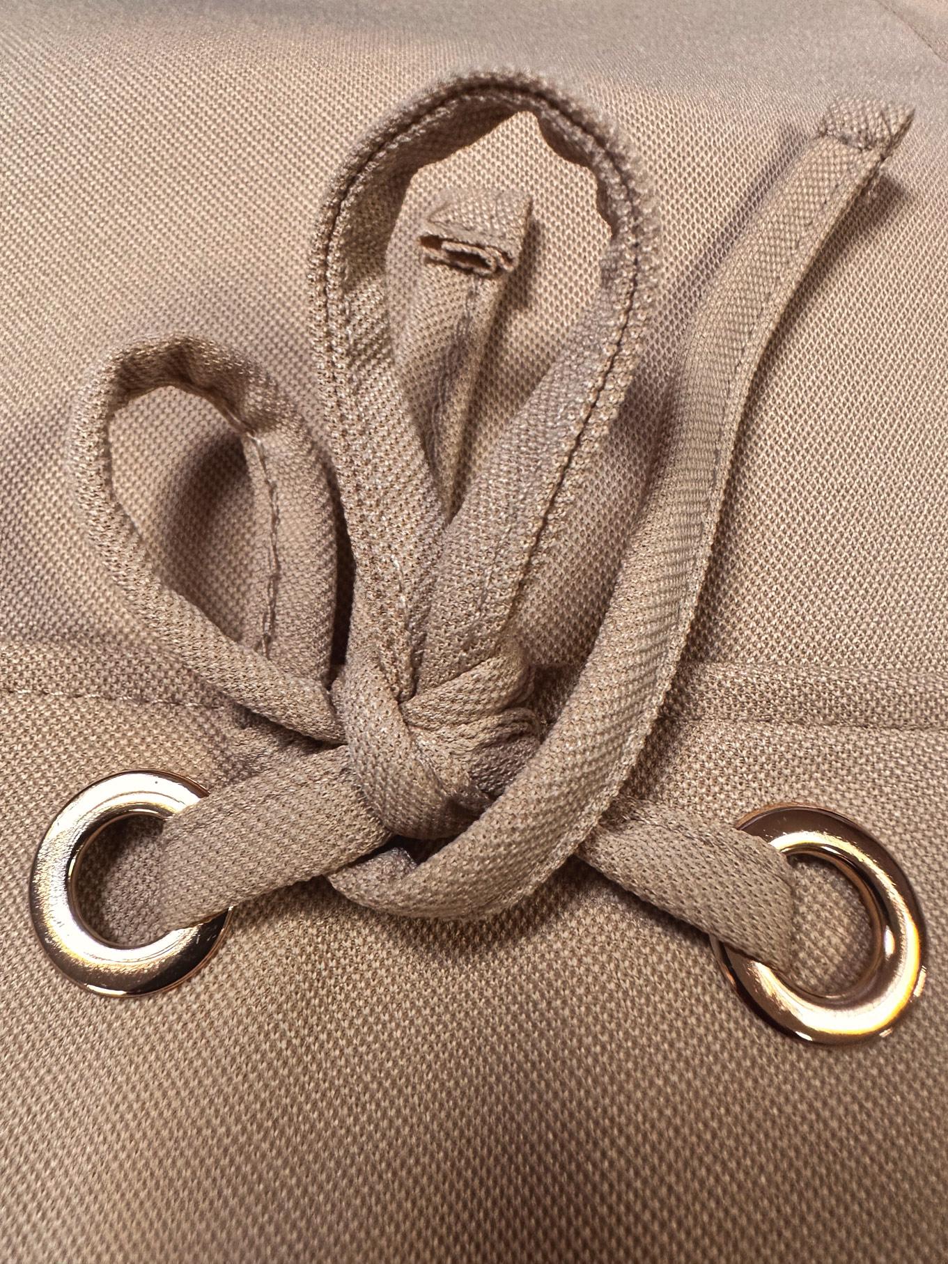 Tesettür giyim BEJ KAPÜŞONLU CEP DETAYLI EŞOFMAN TUNİK 43850