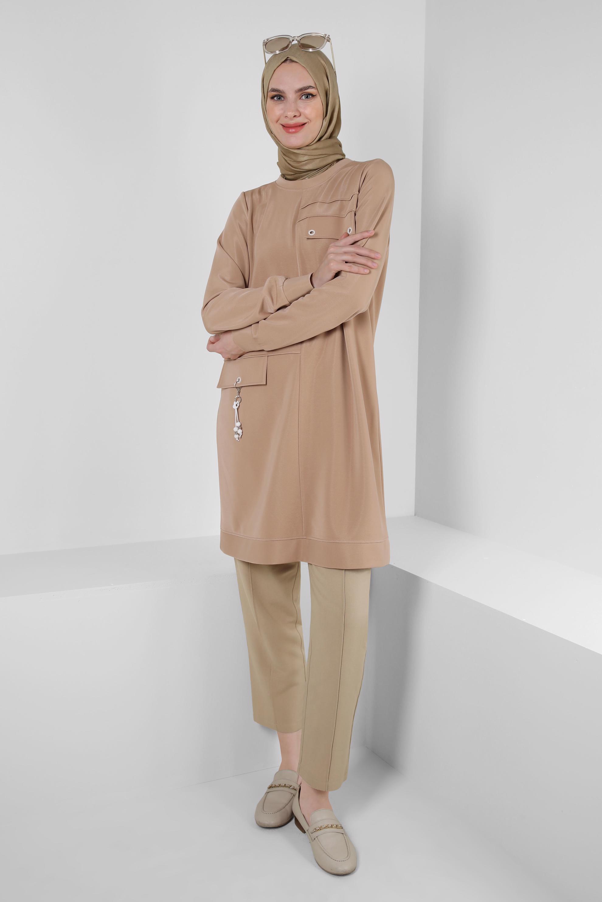 Tesettür giyim KAHVE KUŞGÖZÜ DETAYLI BİSİKLET YAKA EŞOFMAN TUNİK 43853