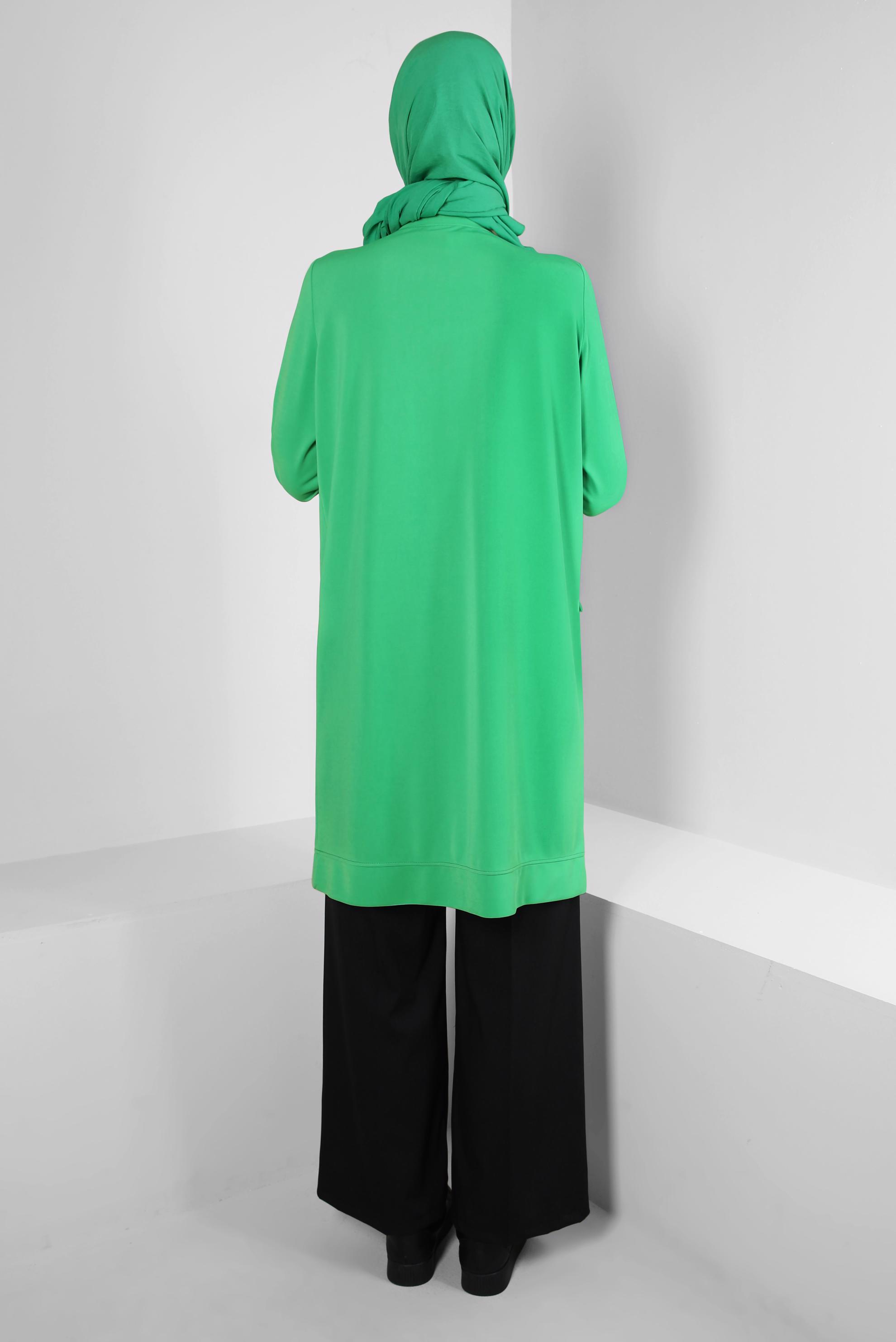 Vêtements hijab VERT TUNIQUE DE SURVÊTEMENT À COL ROND DÉTAIL ŒILLET 43853