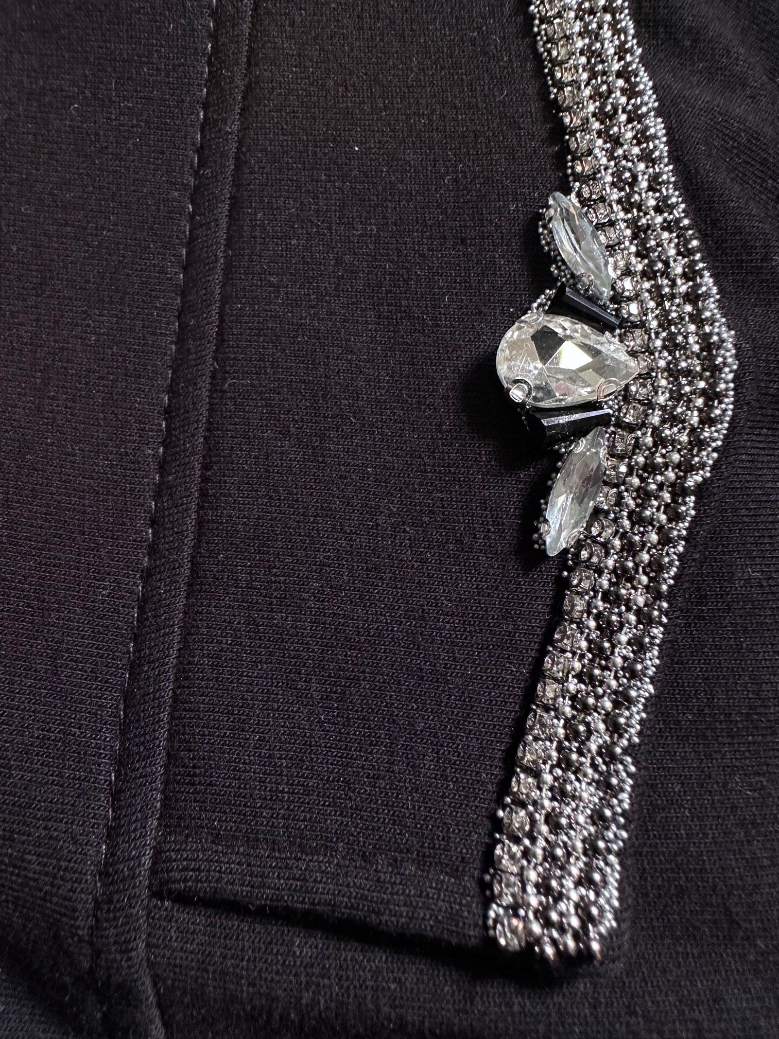 Tesettür giyim SİYAH BELİ BÜZGÜLÜ FERMUARLI ETEKLİ EŞOFMAN TAKIM 43876