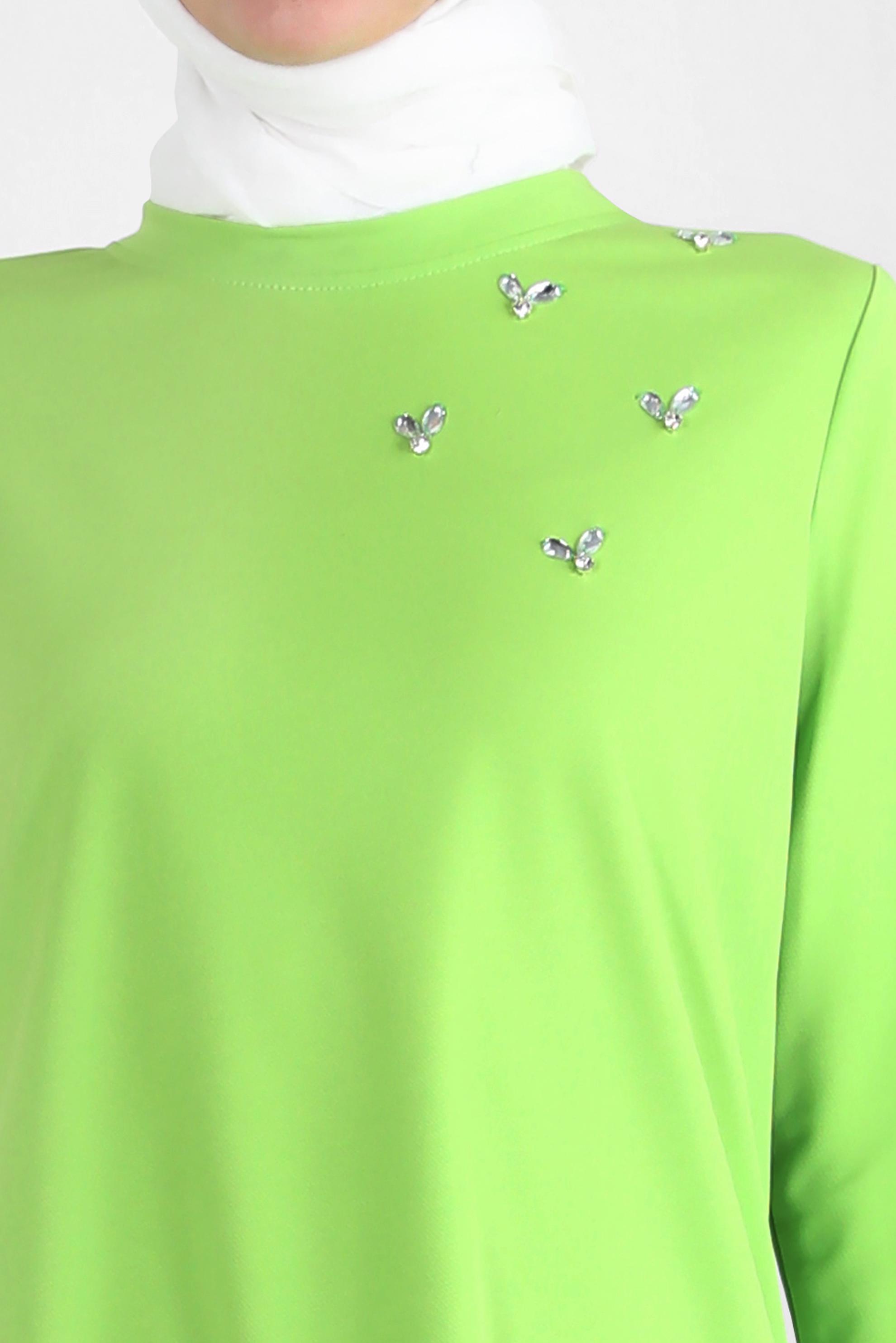 Tesettür giyim YEŞİL BAĞLAMA DETAYLI TAŞLI EŞOFMAN TUNİK 43883