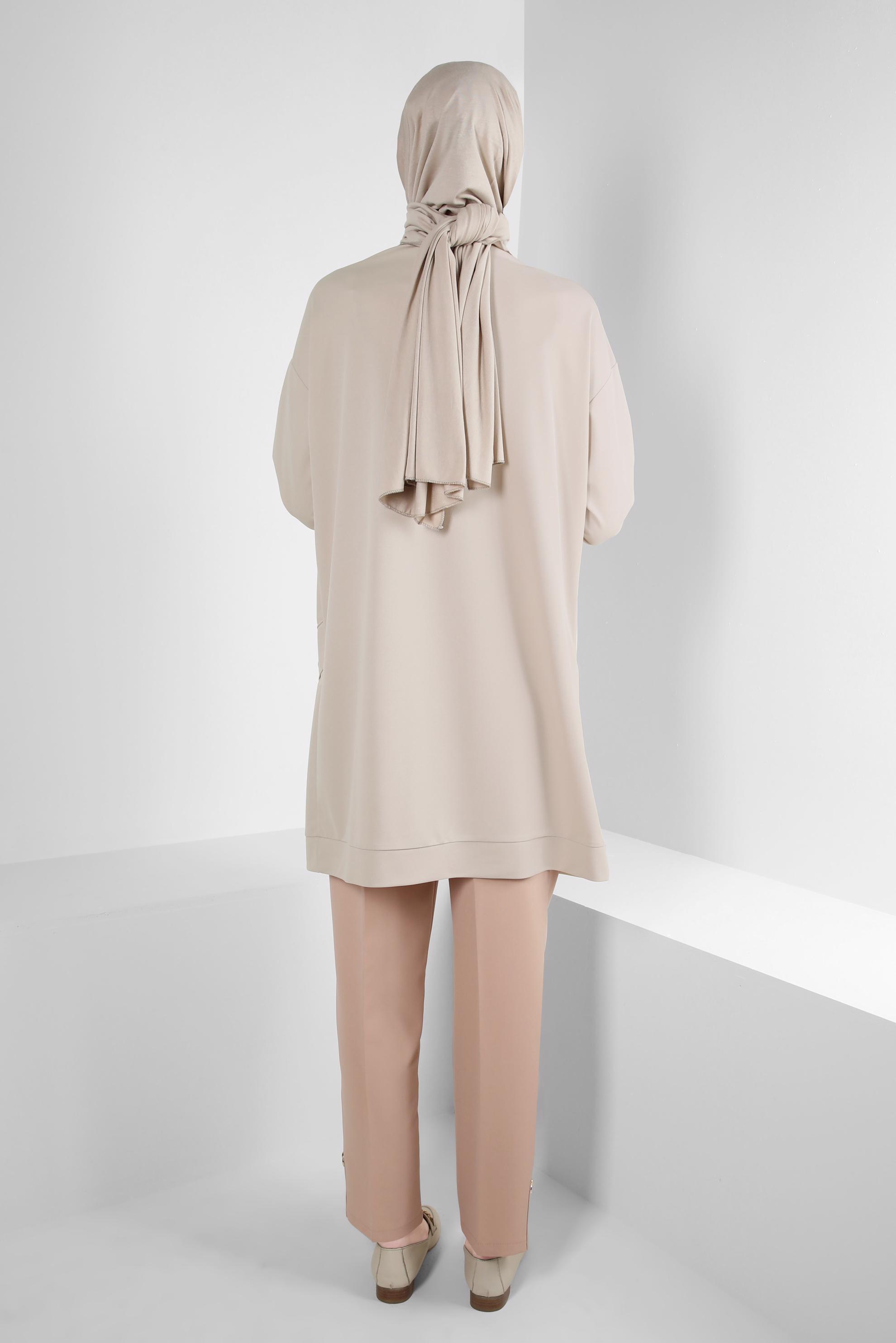 Tesettür giyim BEJ KUŞGÖZÜ DETAYLI EŞOFMAN TUNİK 43886