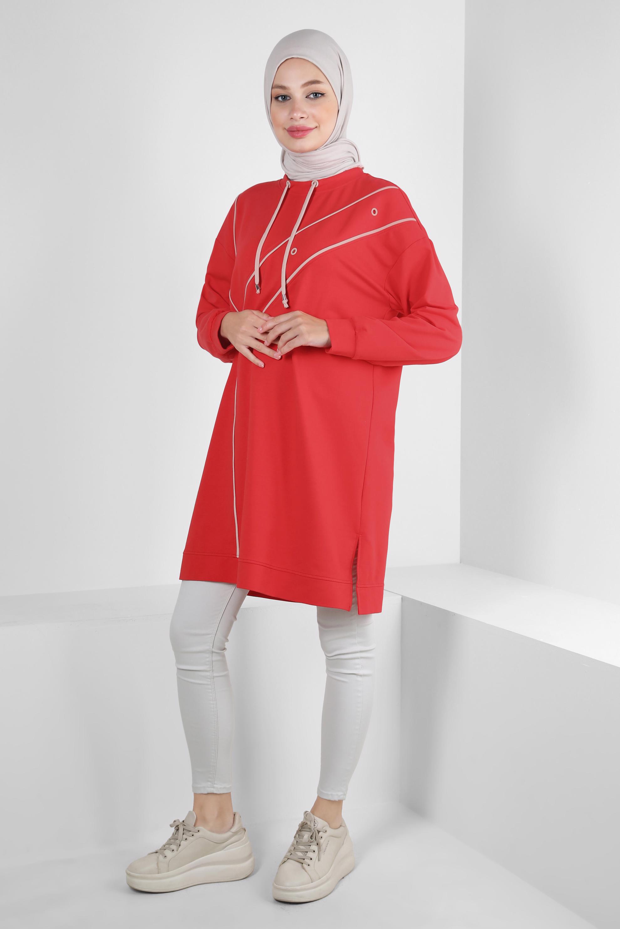 Tesettür giyim KIRMIZI KUŞGÖZÜ DETAYLI YAKASI BAĞCIKLI EŞOFMAN TUNİK 43887