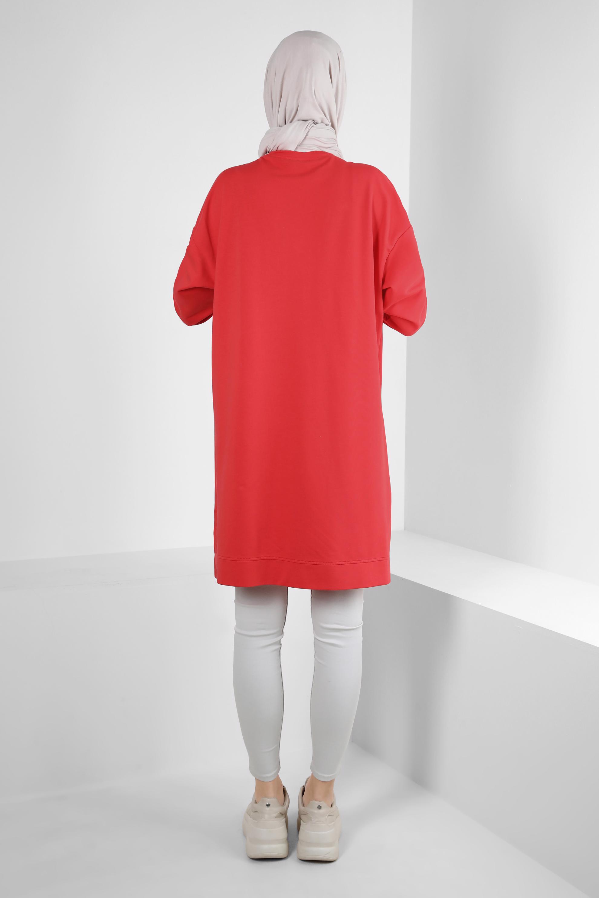 Tesettür giyim KIRMIZI KUŞGÖZÜ DETAYLI YAKASI BAĞCIKLI EŞOFMAN TUNİK 43887