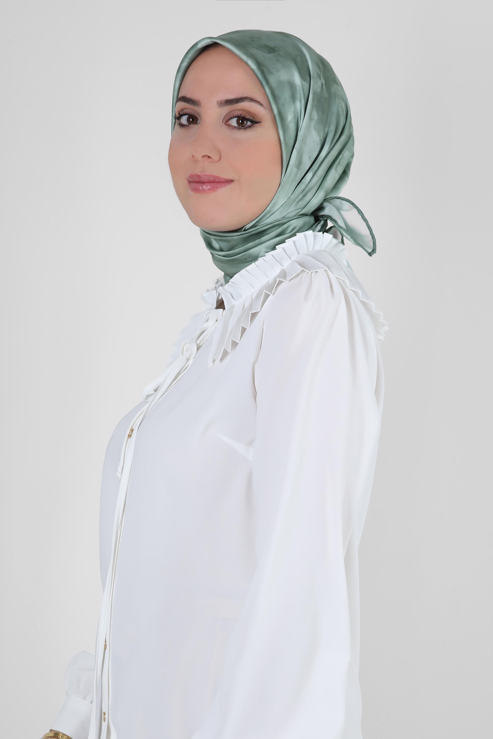 Tesettür giyim YEŞİL ALVİNA DİJİTAL EŞARP 8228