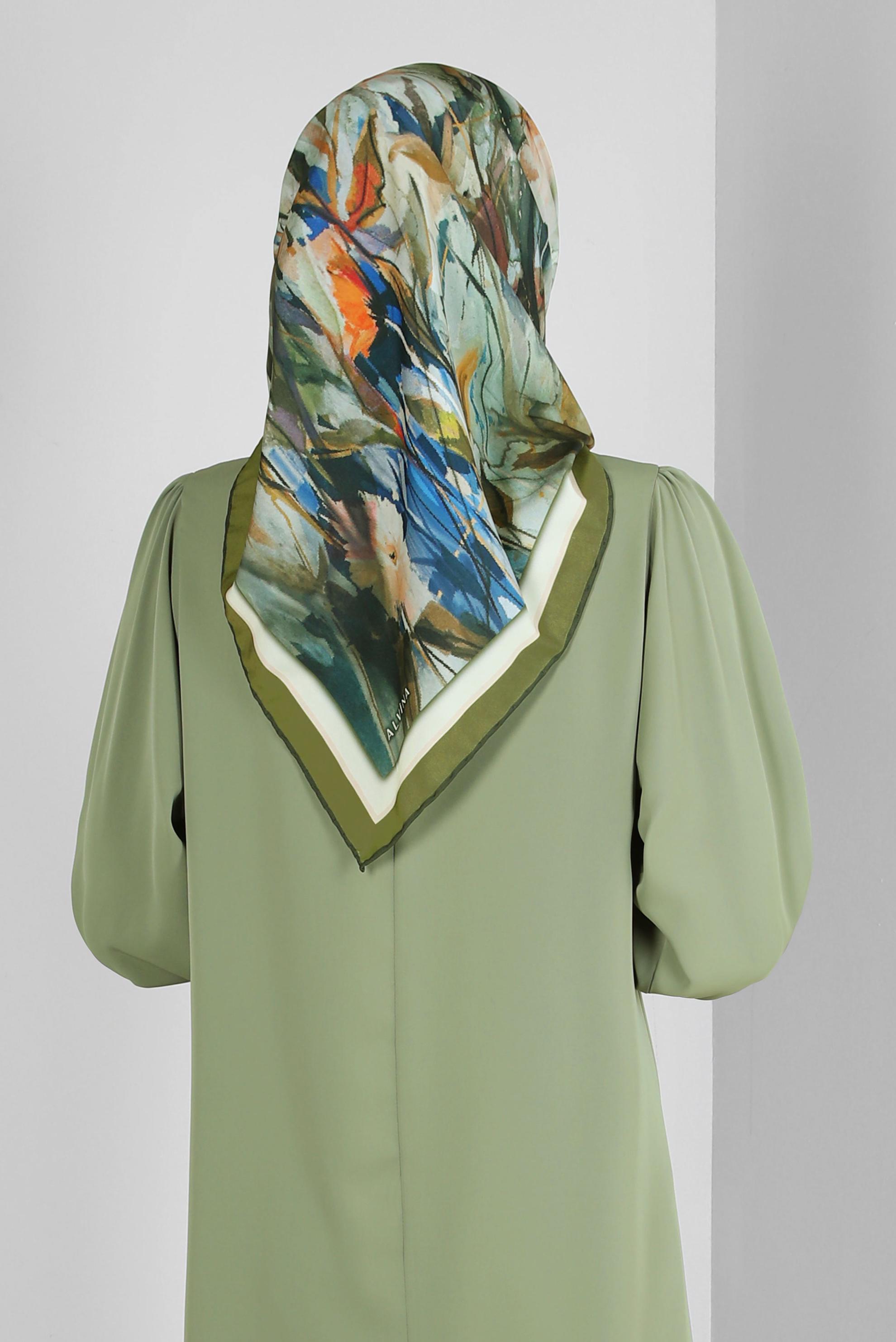 Tesettür giyim YEŞİL ALVİNA YAPRAK DESENLİ EŞARP 8231