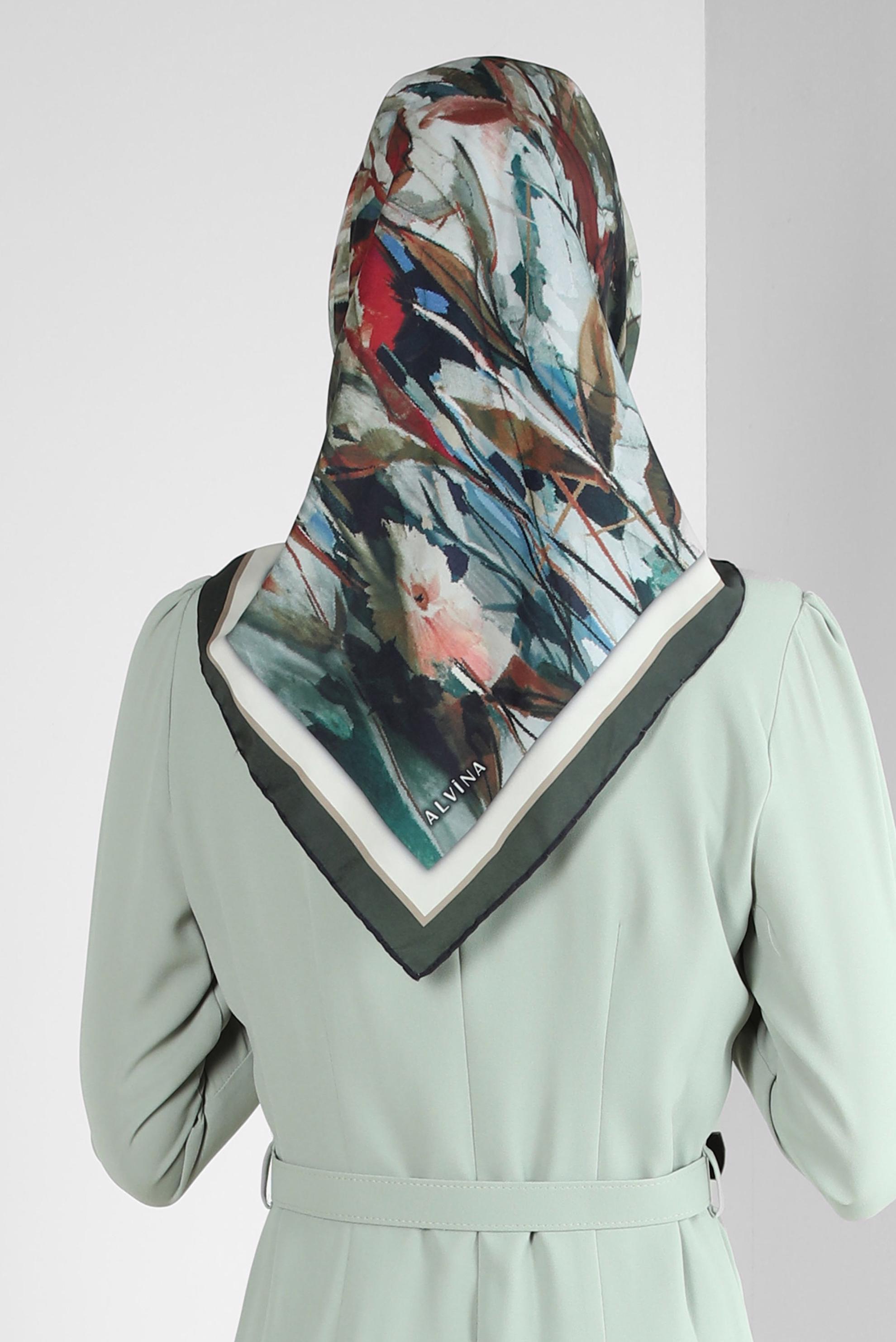 Tesettür giyim HAKİ ALVİNA YAPRAK DESENLİ EŞARP 8231