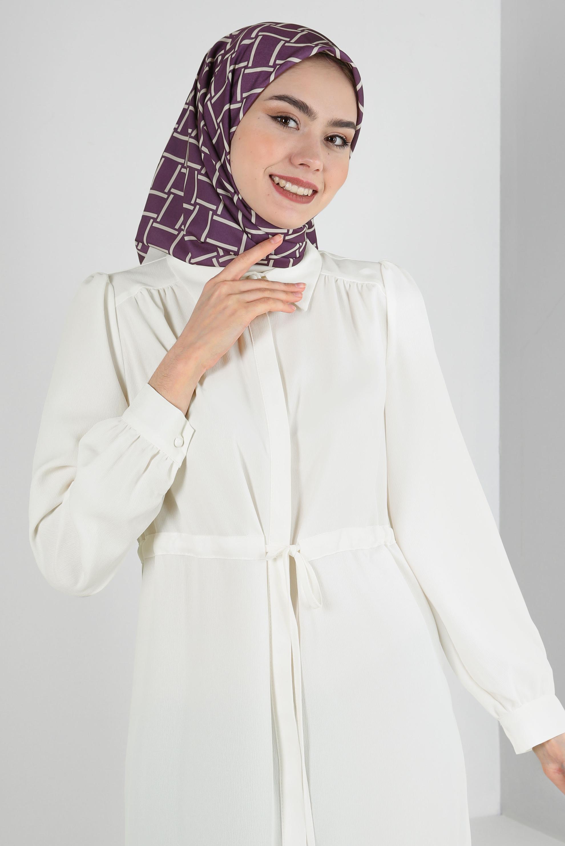 Tesettür giyim MOR ALVİNA KARE DESEN EŞARP 8232 
