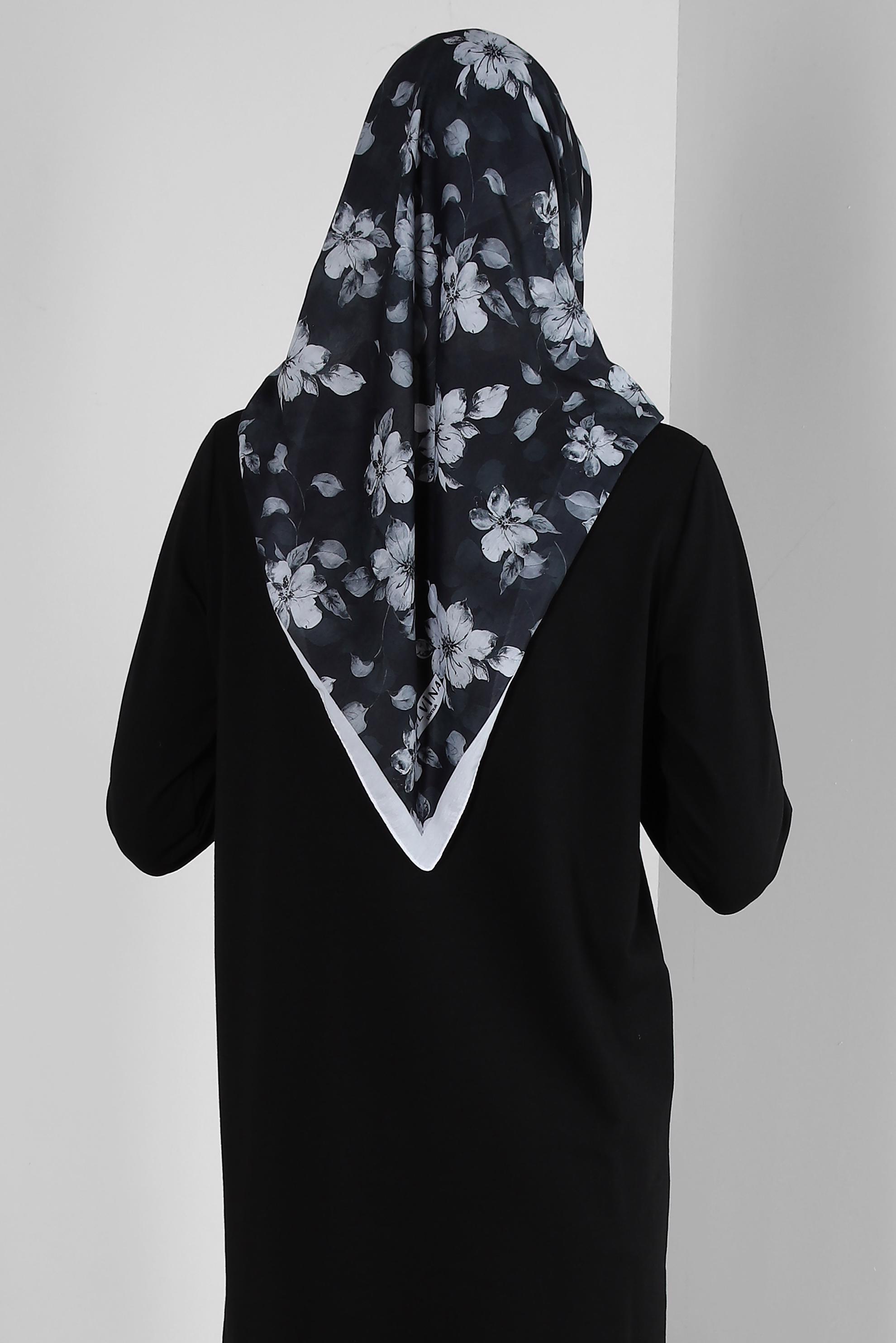 Tesettür giyim SİYAH ALVİNA ÇİÇEK DESENLİ EŞARP 8237