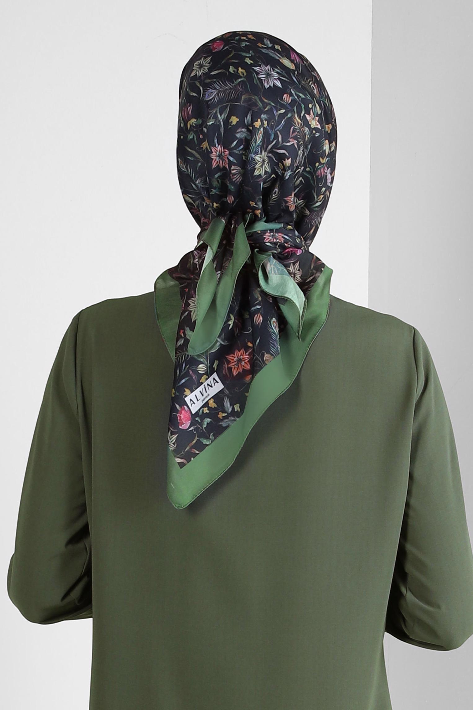 Tesettür giyim HAKİ ALVİNA PAMUK VİNTAGE DESEN EŞARP 8238