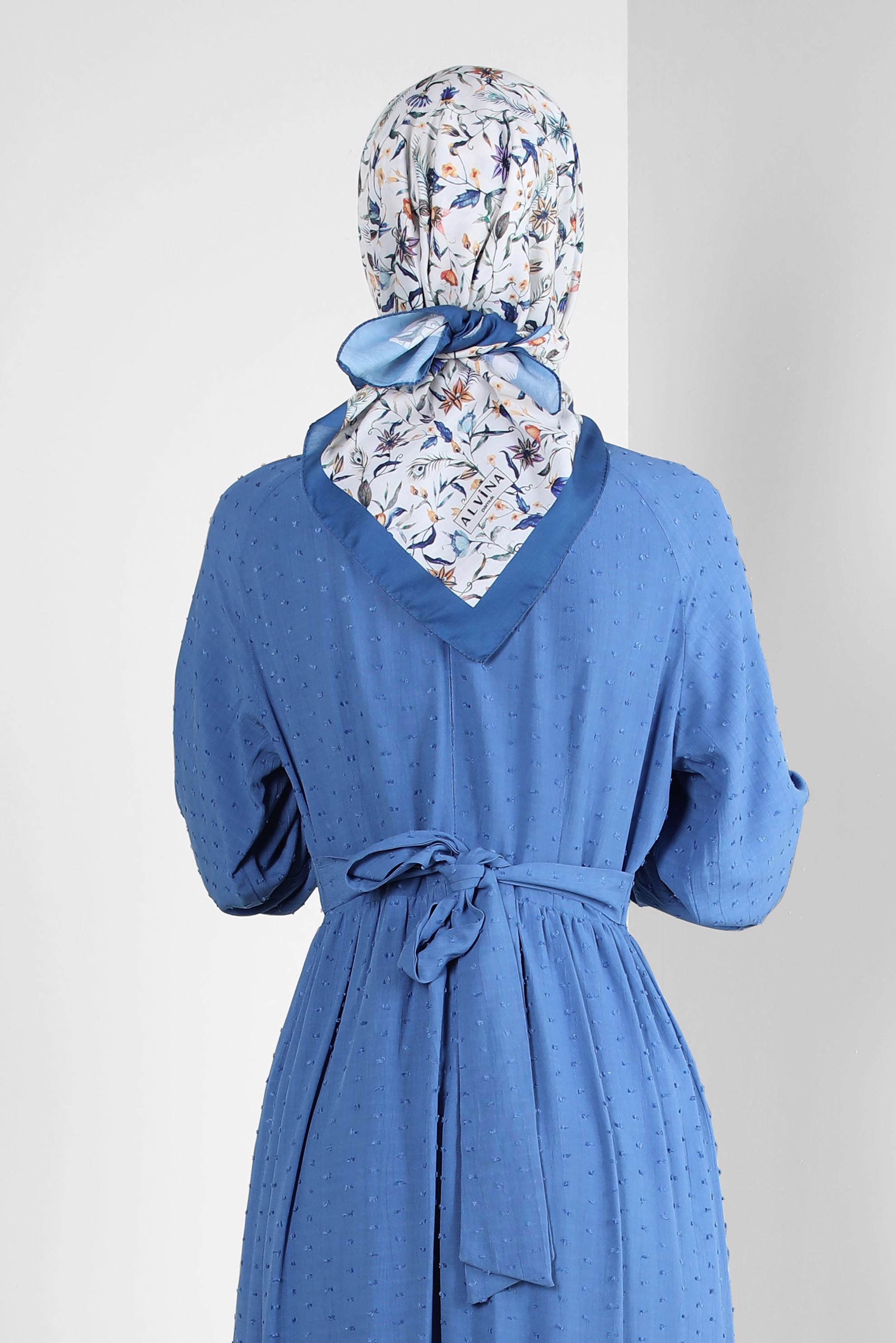 Tesettür giyim LACİVERT ALVİNA PAMUK VİNTAGE DESEN EŞARP 8238