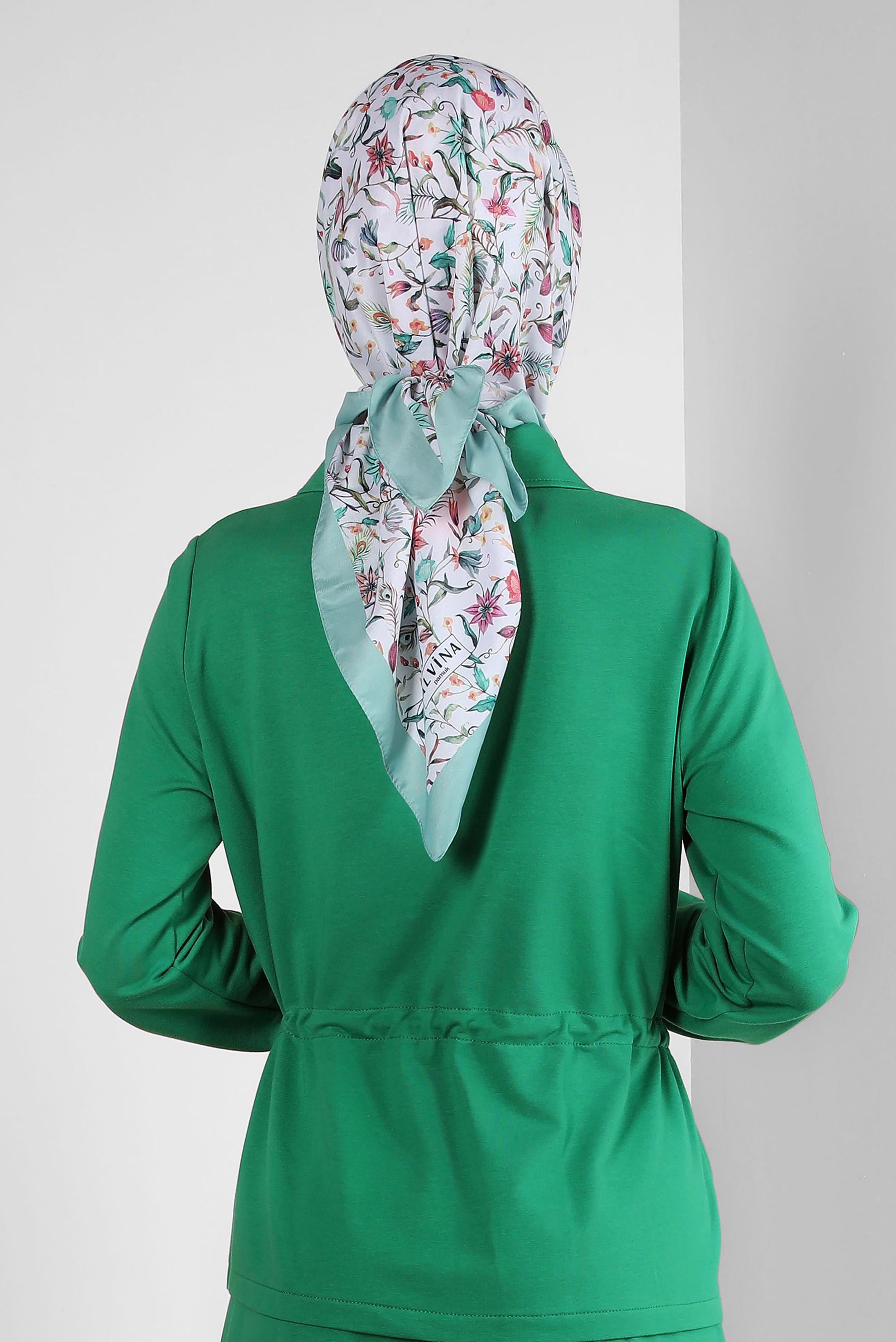 Tesettür giyim YEŞİL ALVİNA PAMUK VİNTAGE DESEN EŞARP 8238