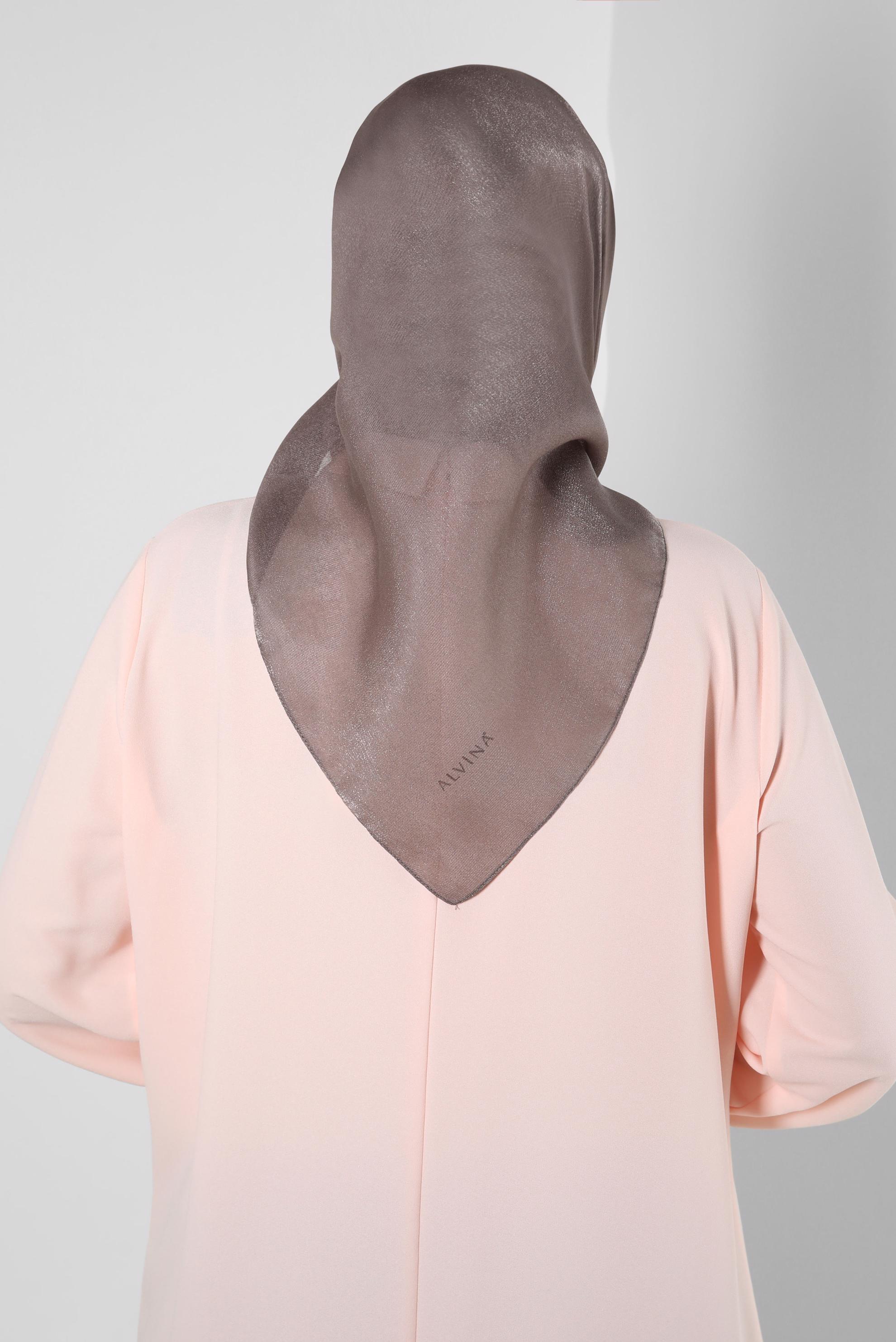 Tesettür giyim BEJ ALVİNA DÜZ EŞARP 8239