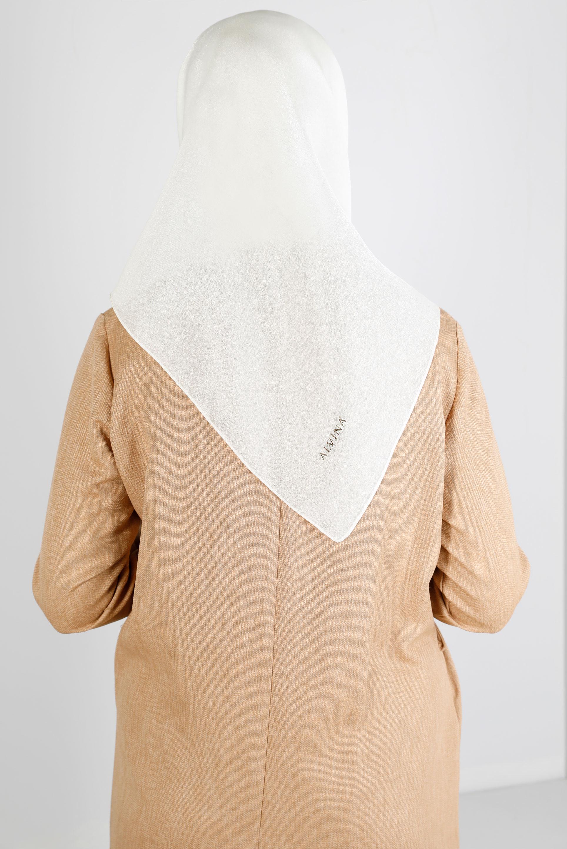 Tesettür giyim BEYAZ ALVİNA DÜZ EŞARP 8239