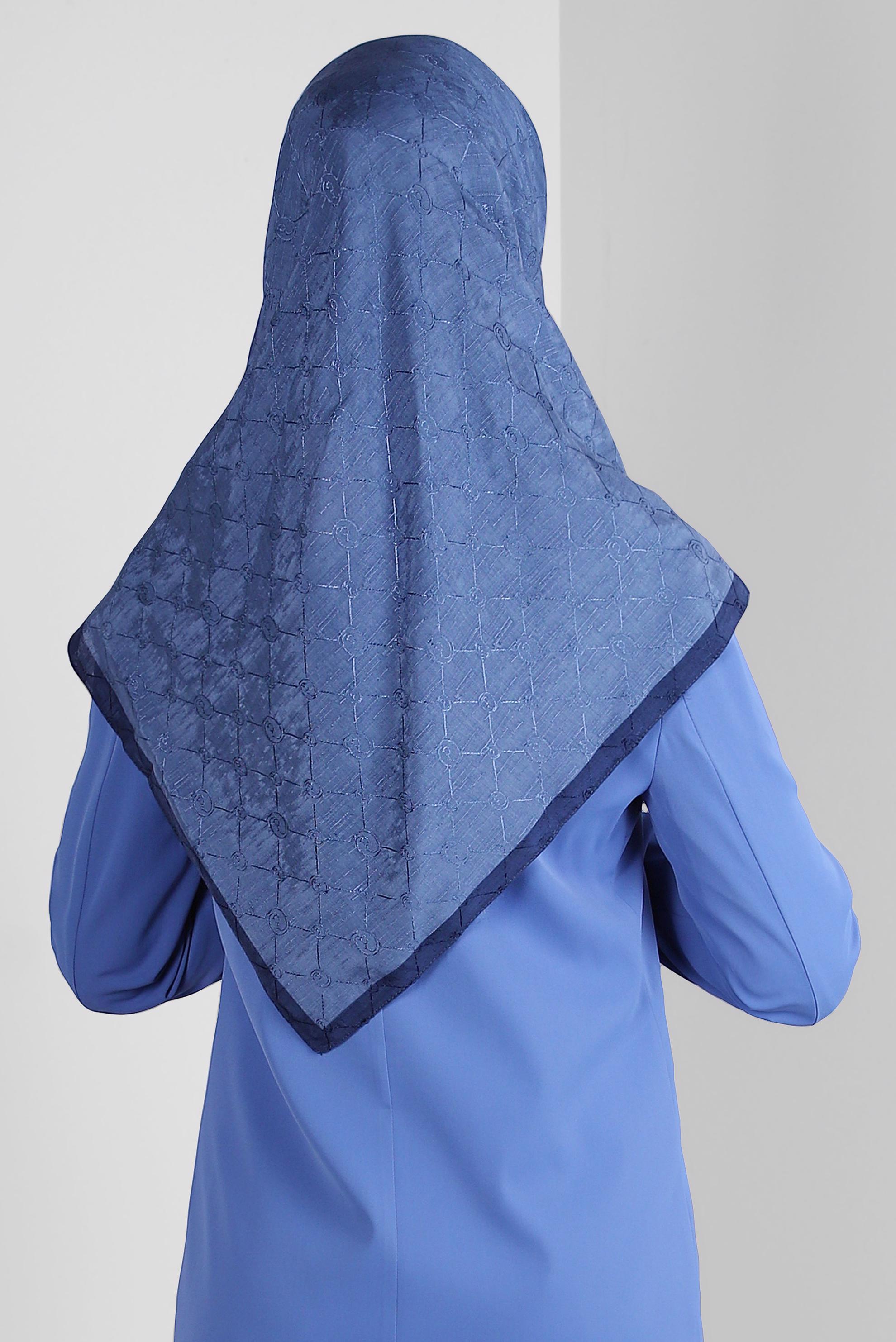 Tesettür giyim LACİVERT ALVİNA PAMUKLU EŞARP 8241