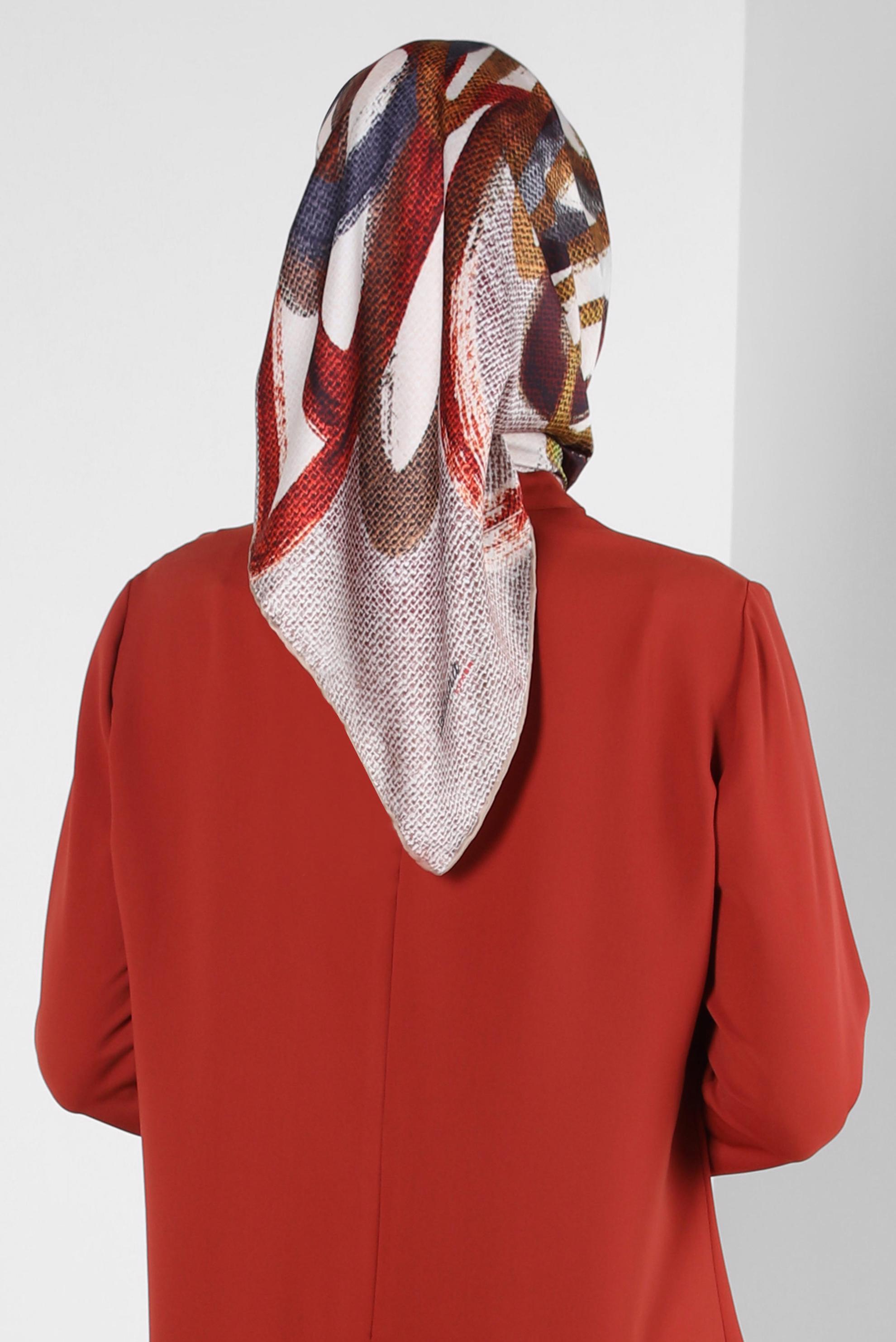 Tesettür giyim BEJ ALVİNA DESENLİ EŞARP 8245 