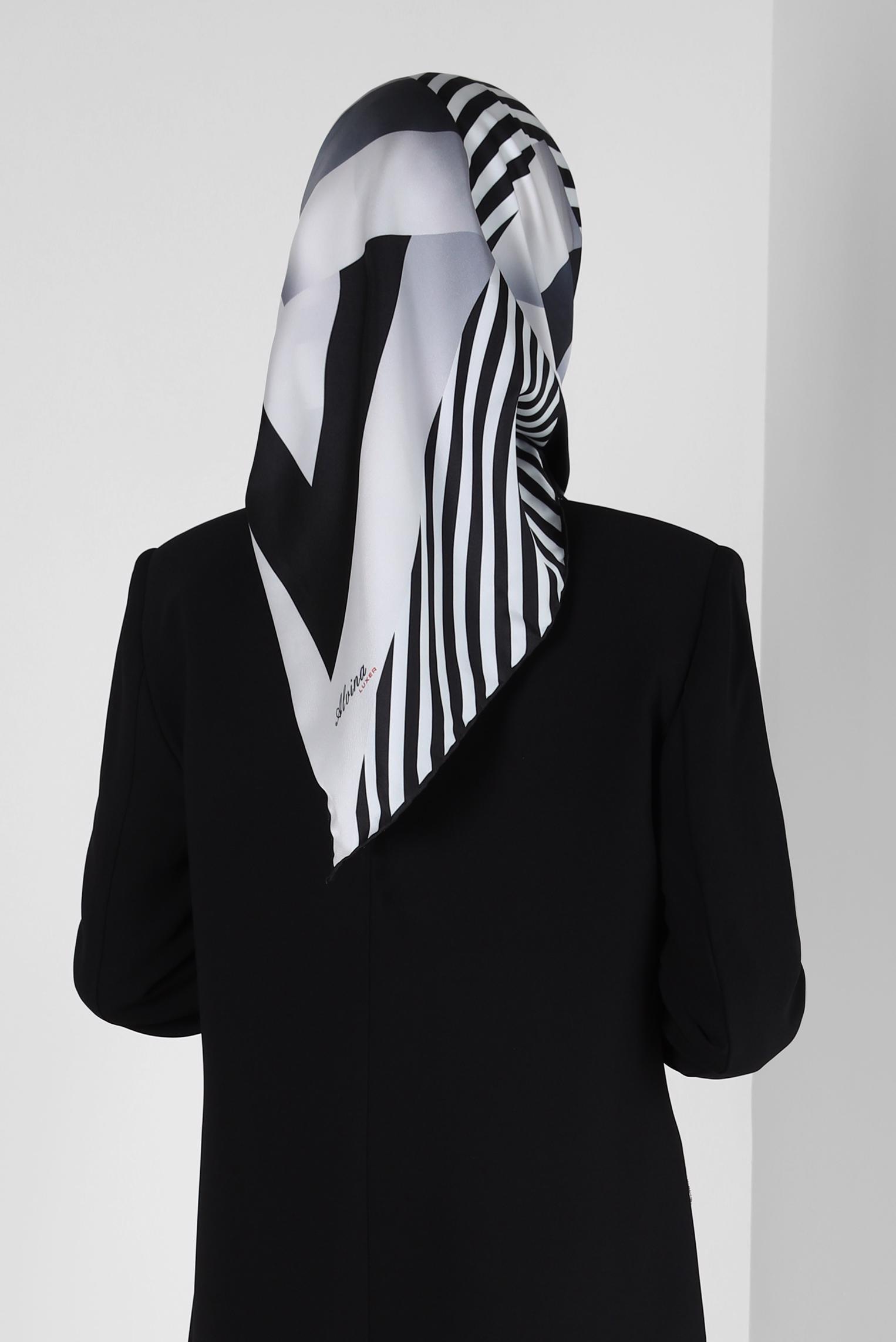 Tesettür giyim SİYAH ALVİNA ŞERİT DETAYLI EŞARP 8246 