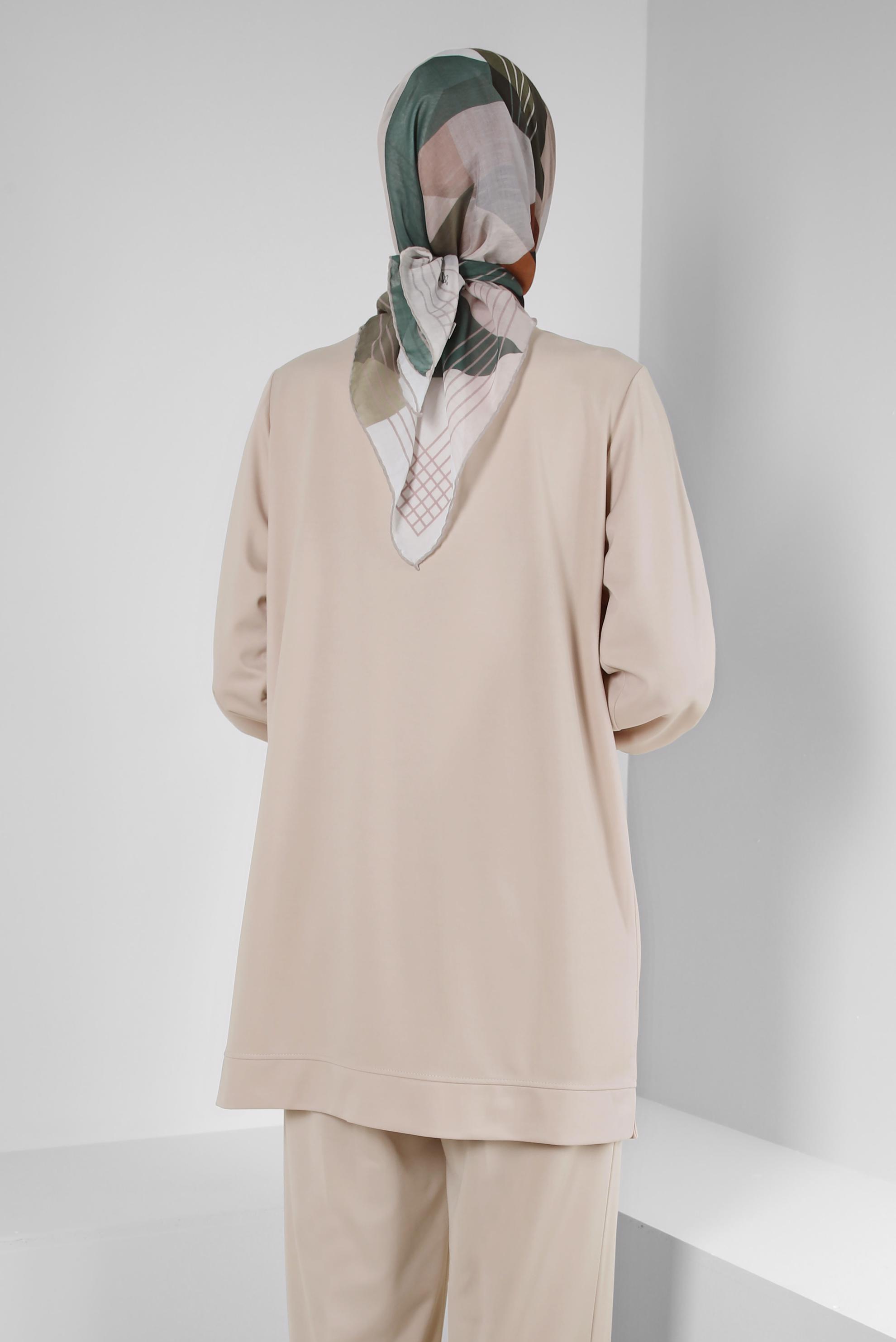 Tesettür giyim BEJ ALVİNA GEOMETRİK DESENLİ EŞARP 8247 