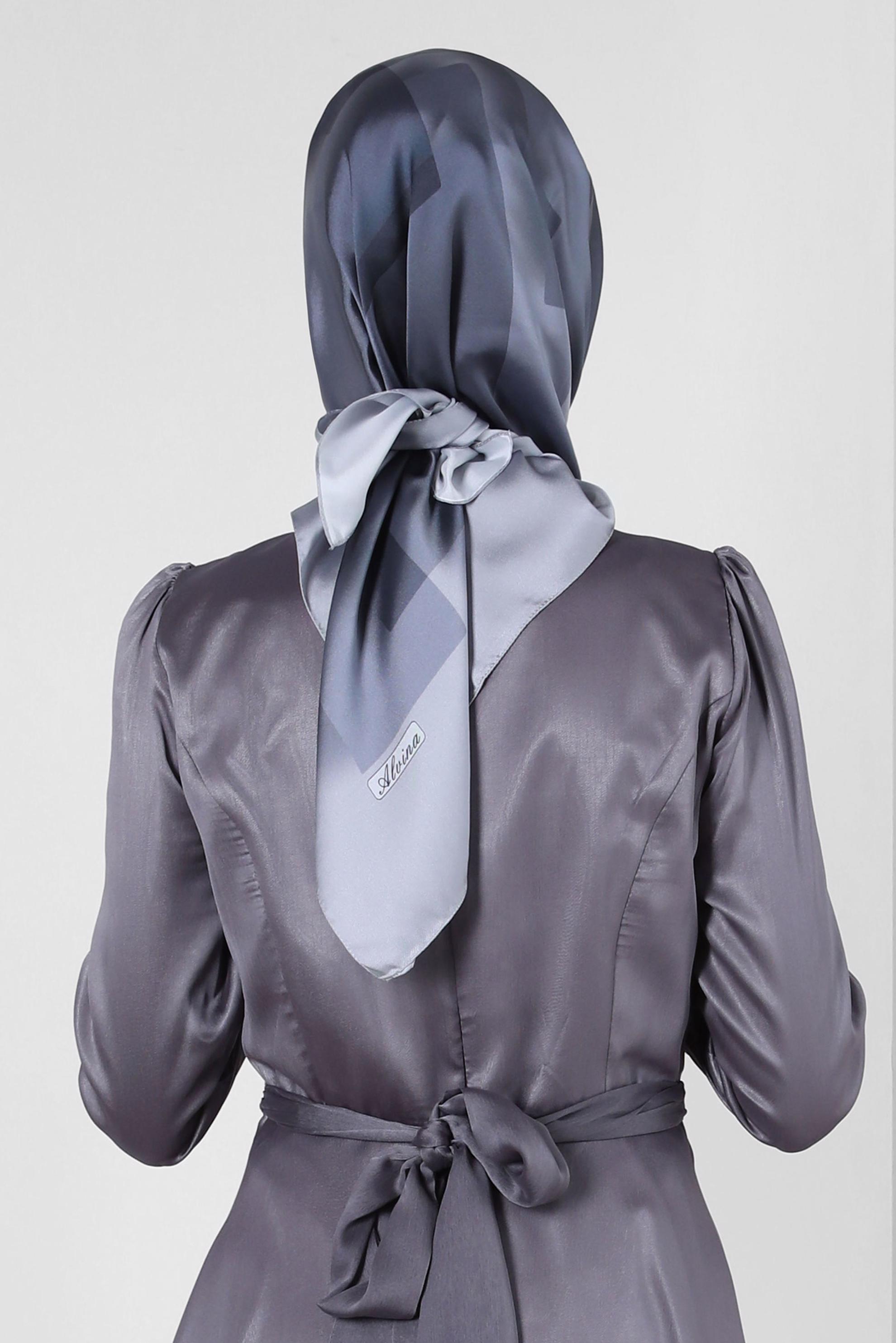 Tesettür giyim SİYAH ALVİNA GEOMETRİK DESENLİ EŞARP 8250