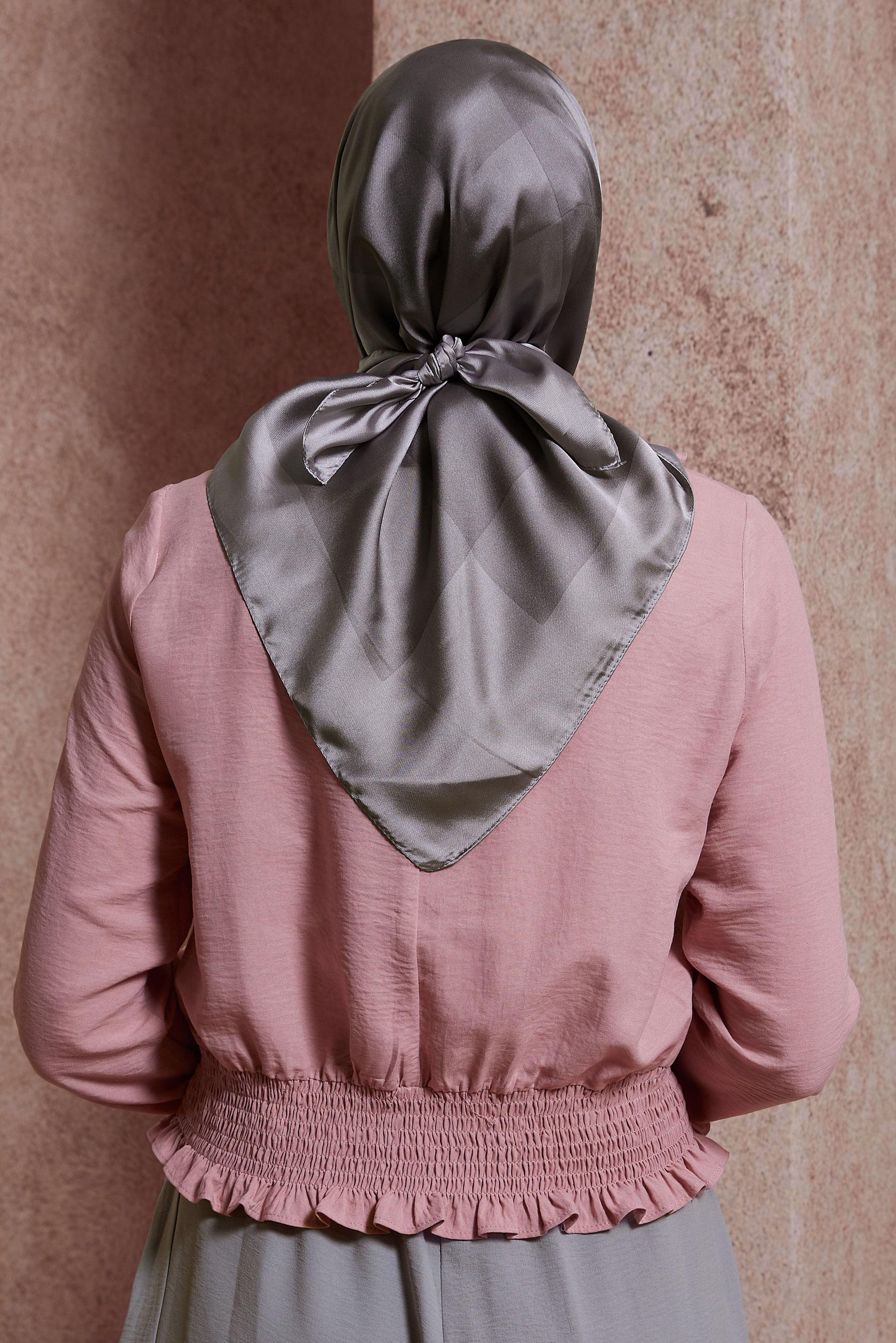 Tesettür giyim GRİ ALVİNA GEOMETRİK DESENLİ EŞARP 8250