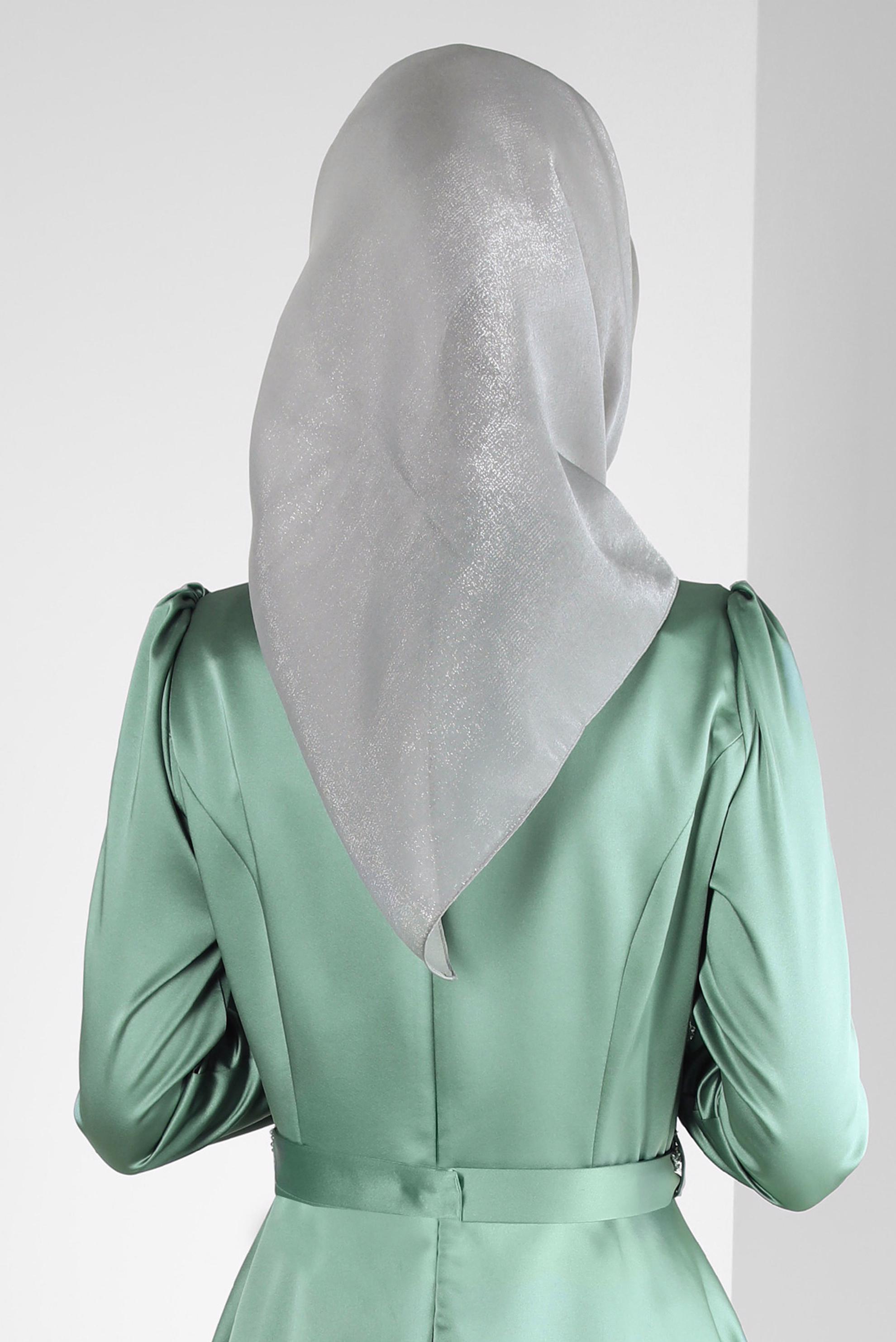 Tesettür giyim BEJ ALVİNA DEGRADE KEHRİBAR EŞARP 8252 