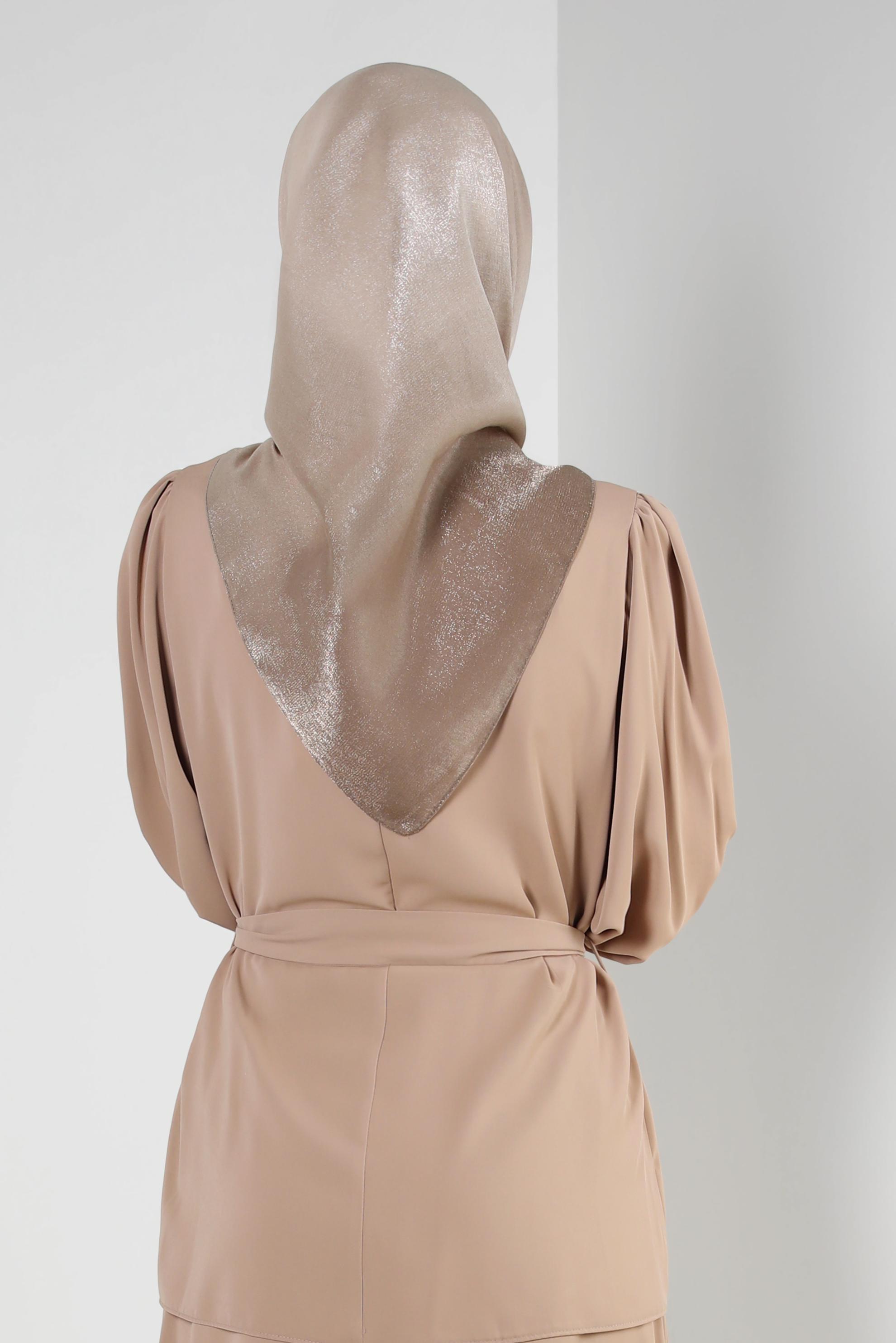 Tesettür giyim VİZON ALVİNA DEGRADE KEHRİBAR EŞARP 8252 