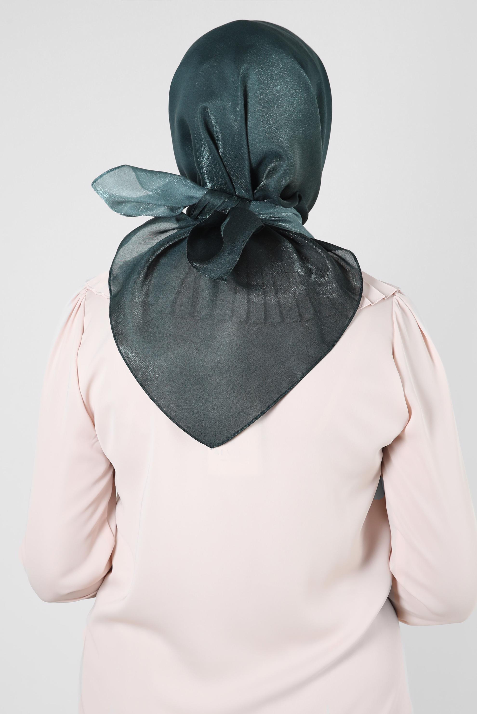 Tesettür giyim YEŞİL ALVİNA DEGRADE KEHRİBAR EŞARP 8252 