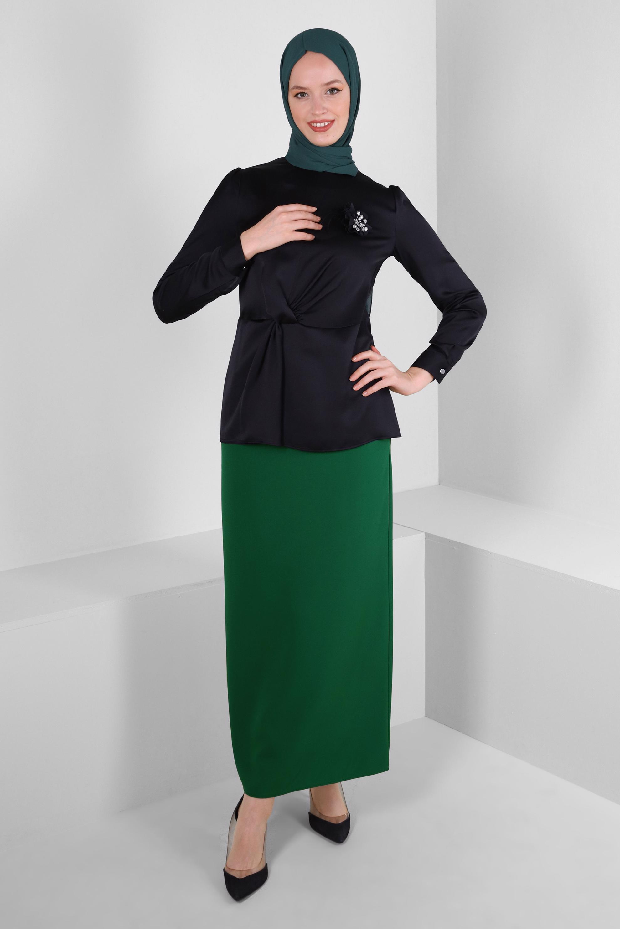 Tesettür giyim YEŞİL KEMERLİ DÜZ KESİM ETEK 60408