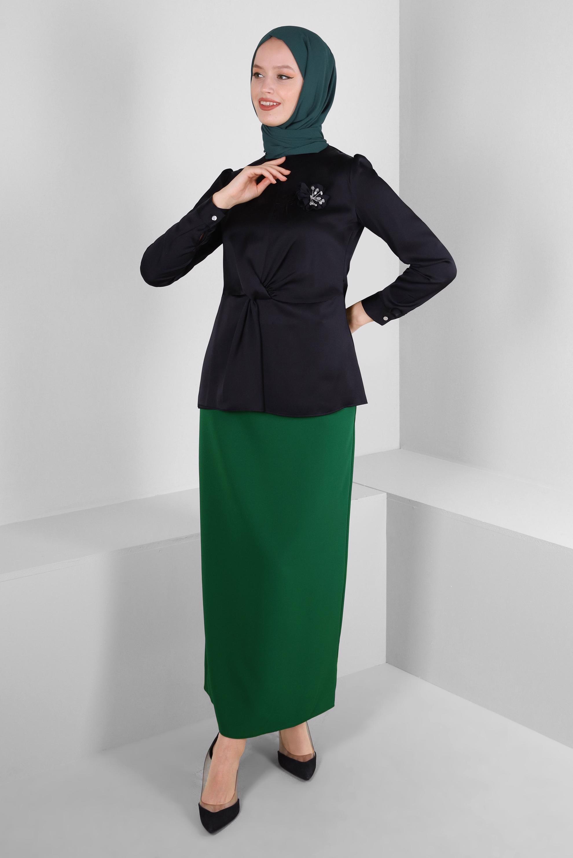 Tesettür giyim YEŞİL KEMERLİ DÜZ KESİM ETEK 60408