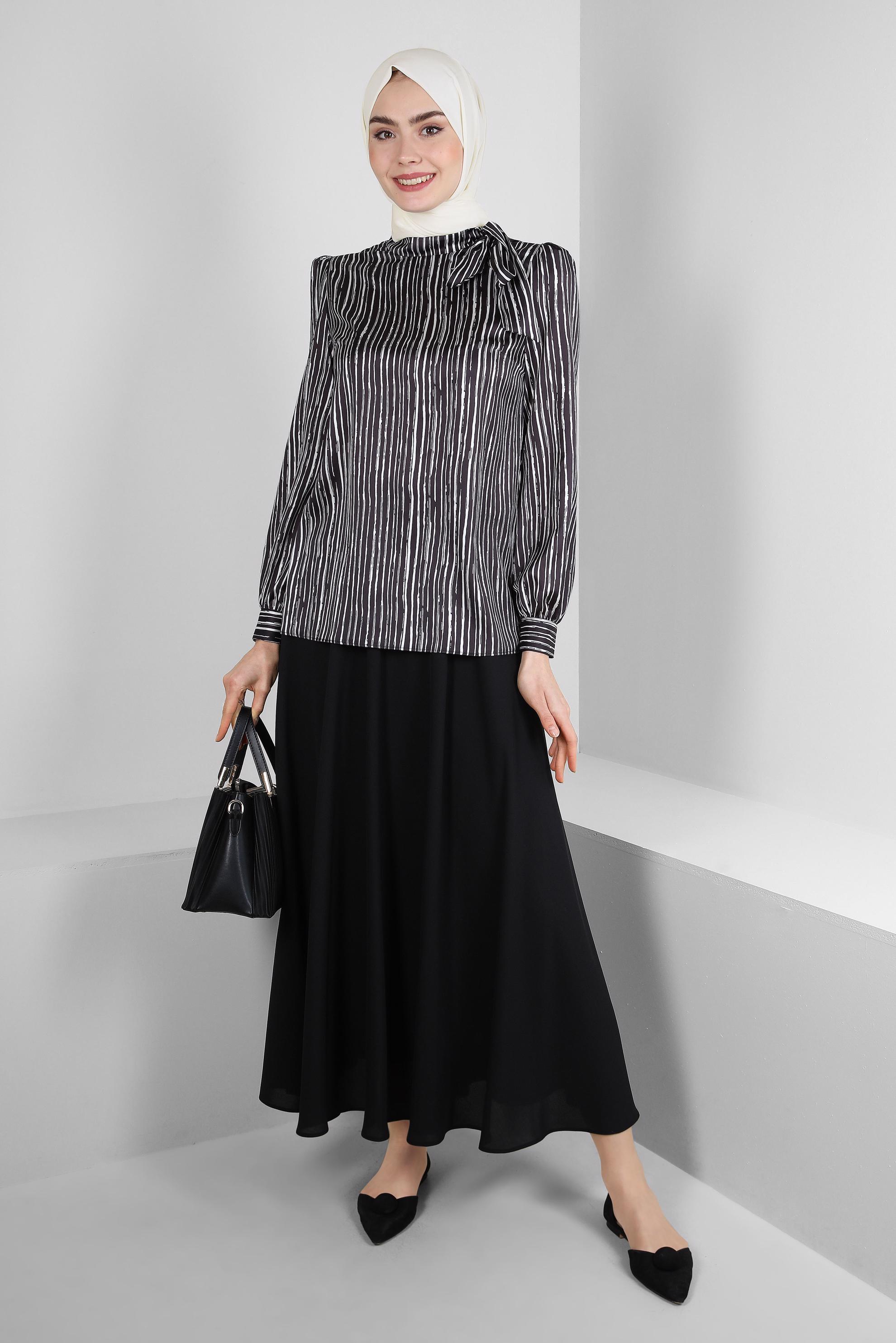 Tesettür giyim SİYAH KEMERLİ PİLİSELİ ETEK 60420