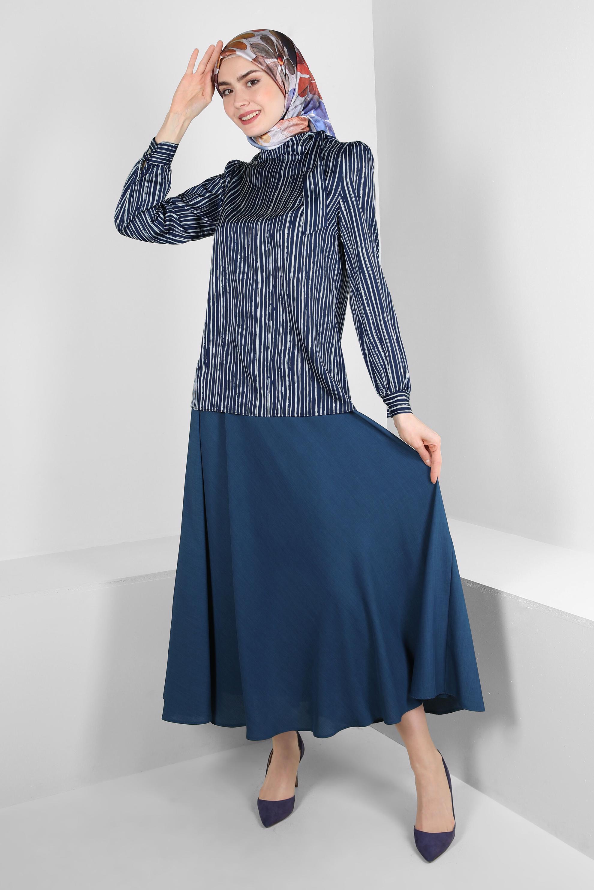 Tesettür giyim LACİVERT KEMERLİ PİLİSELİ ETEK 60420