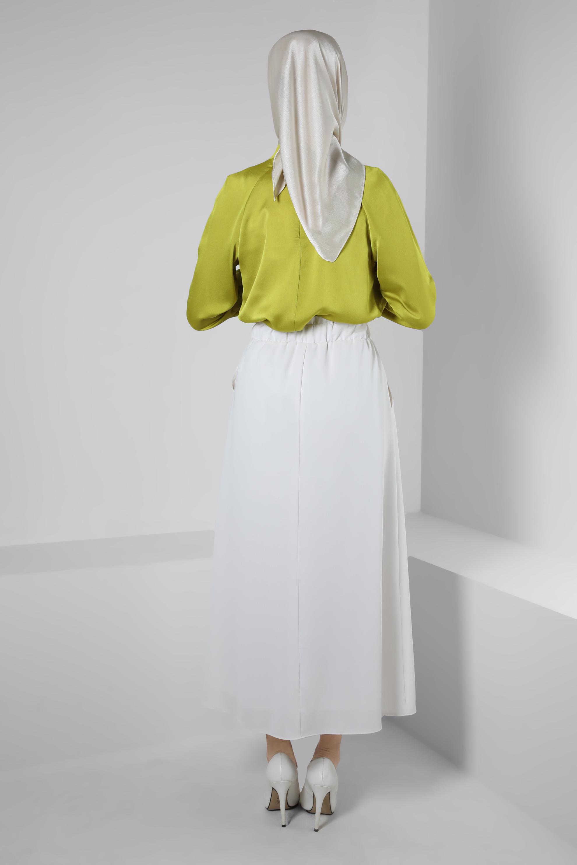 Hijab clothing WHITE ELASTIC WAIST SKIRT WITH BUTTON DETAIL 60422