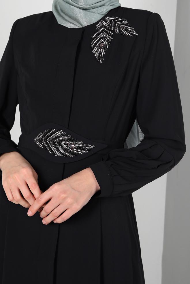 Hijab-Kleidung SCHWARZ GİZLİ DÜĞMELİ TAŞ İŞLEME DETAYLI FERACE 80051 - ALVİNA