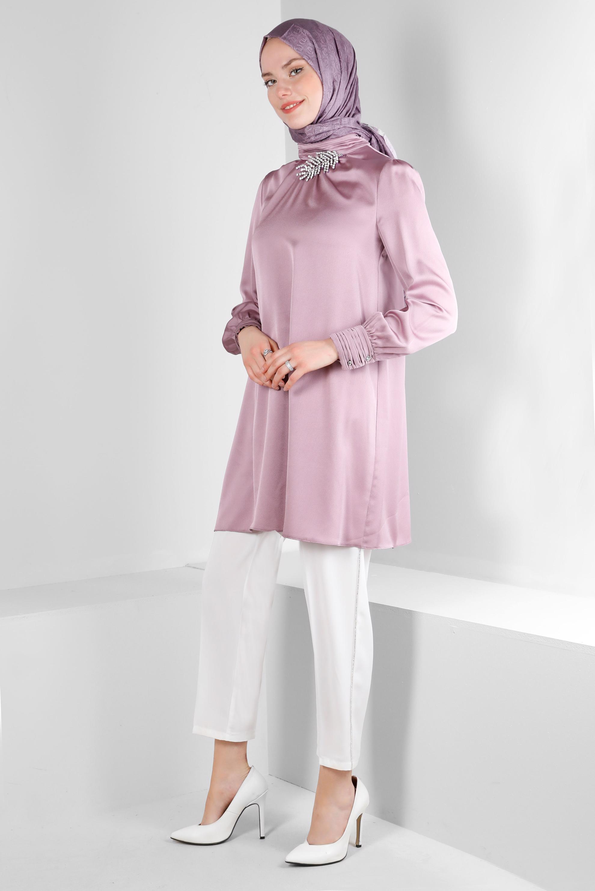 Tesettür giyim BEYAZ ŞERİT DETAYLI HAVUÇ KESİM PANTOLON 70510