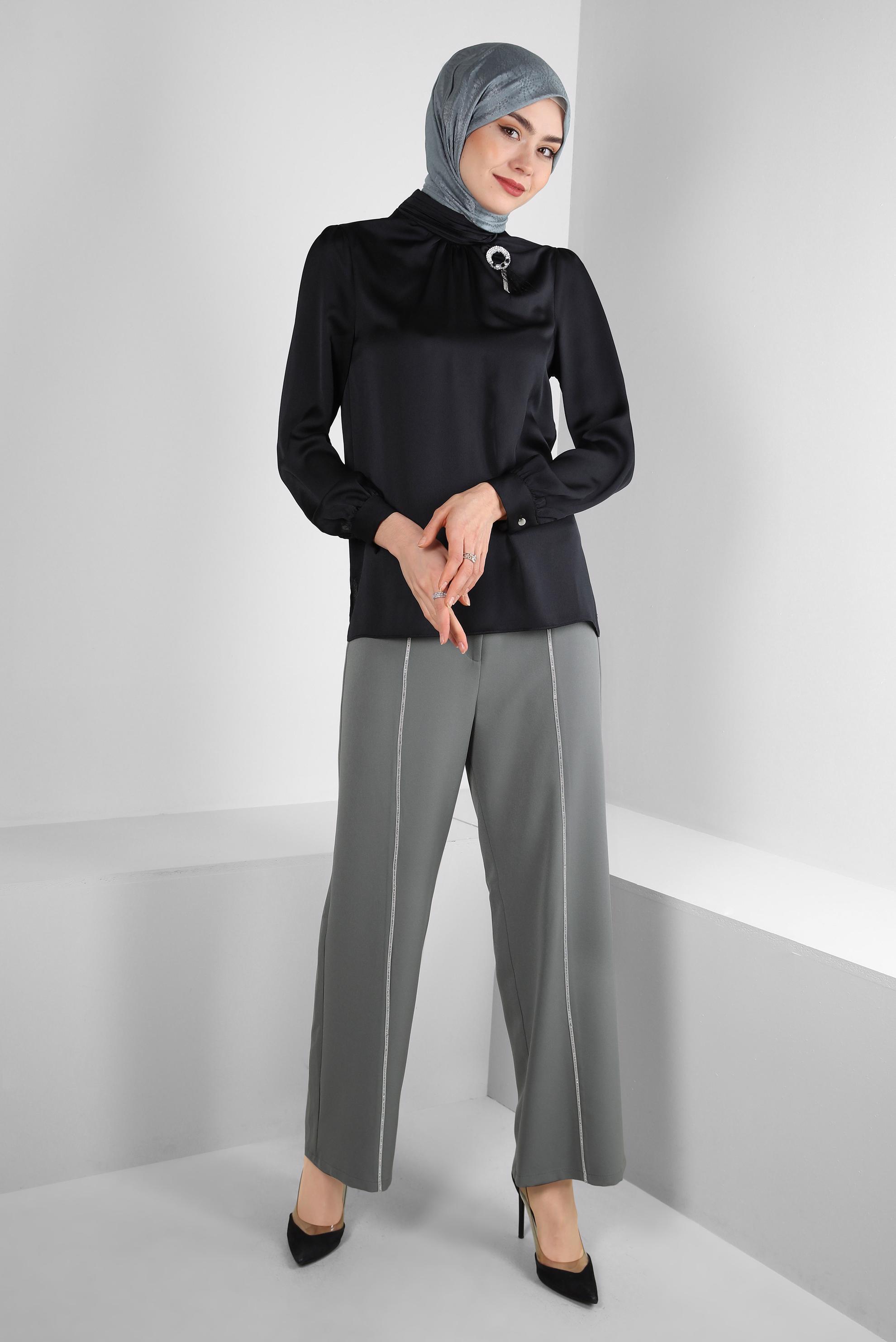 Tesettür giyim GRİ ŞERİT DETAYLI GENİŞ PAÇA PANTOLON 70530