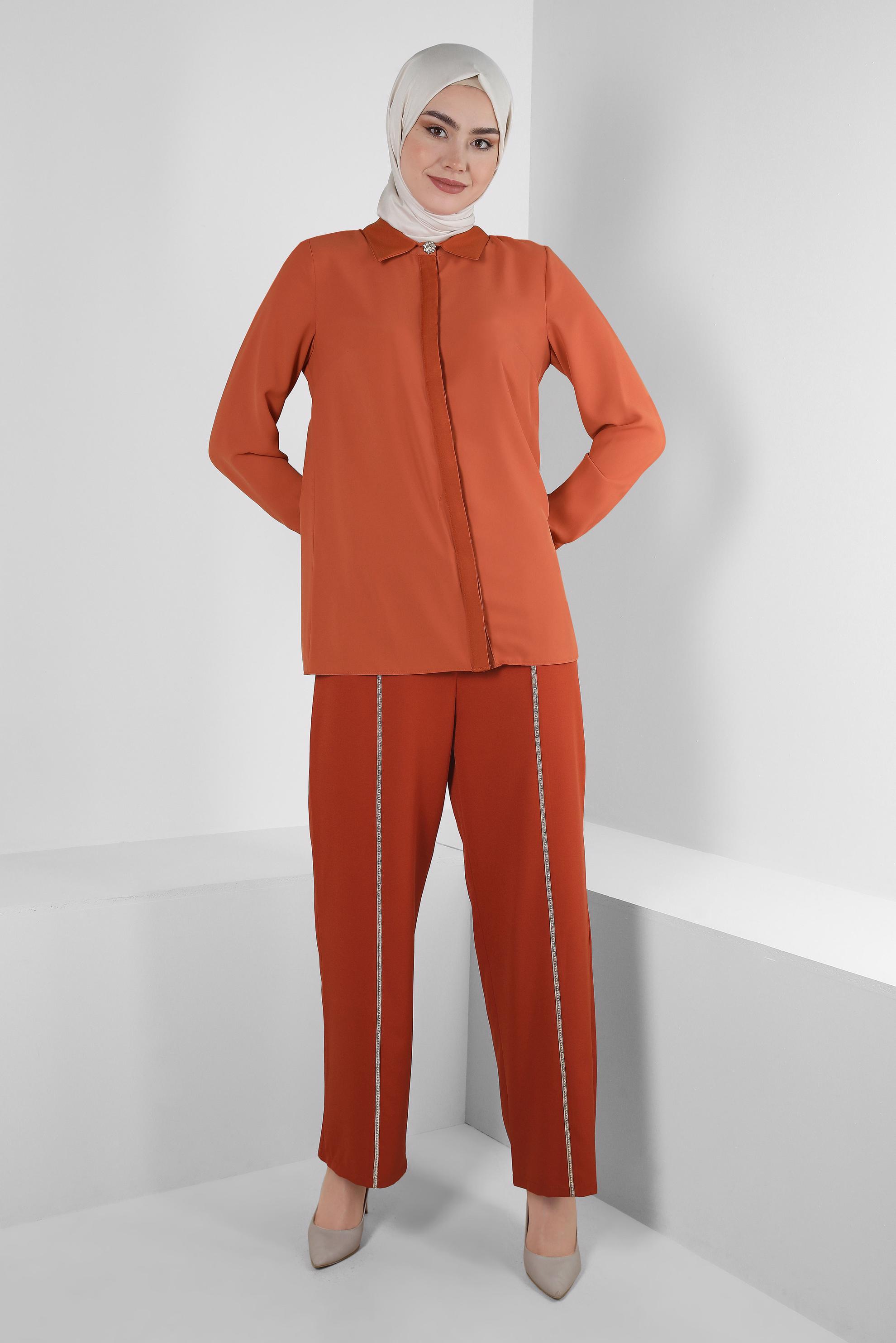 Tesettür giyim TURUNCU ŞERİT DETAYLI GENİŞ PAÇA PANTOLON 70530