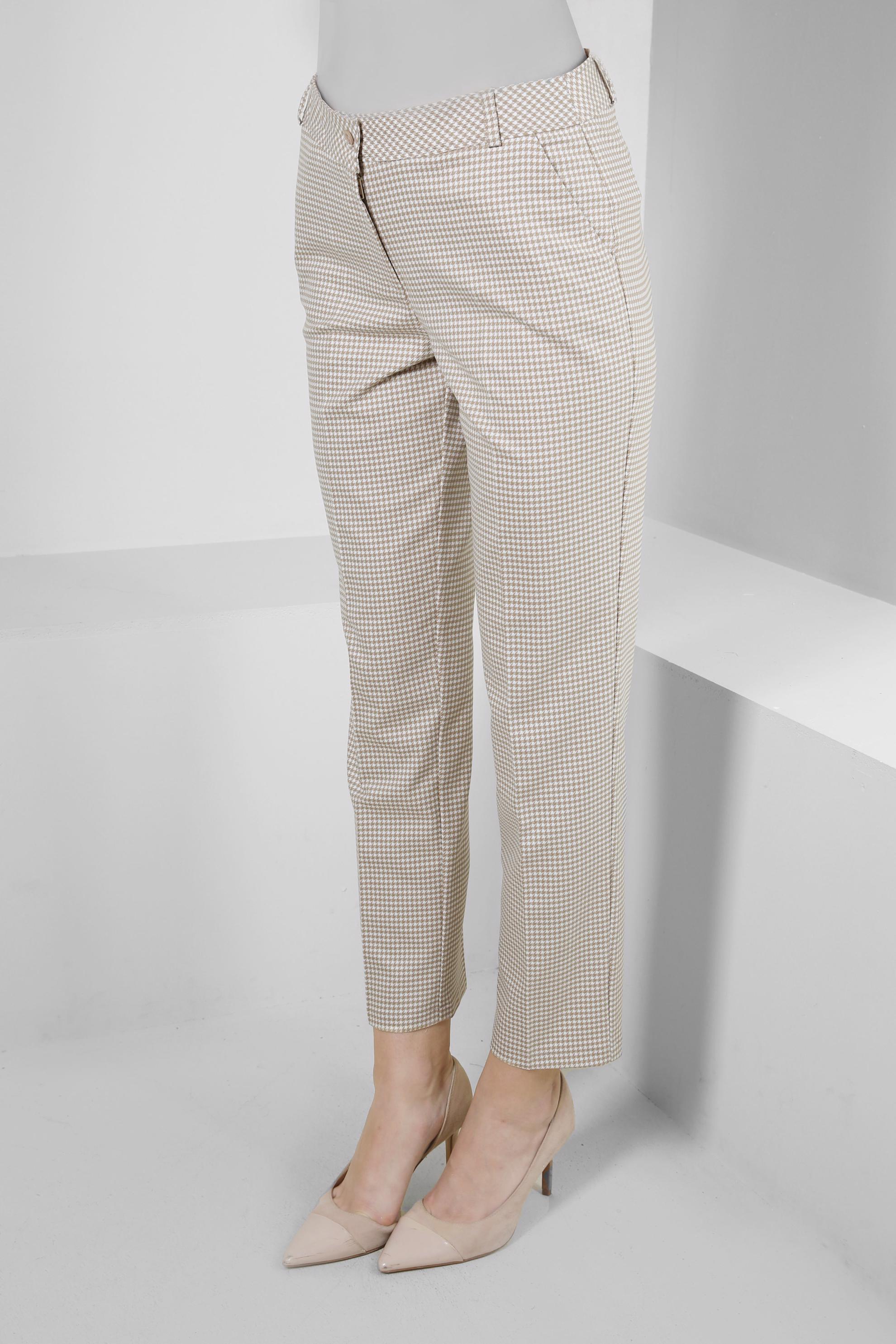 Tesettür giyim BEJ KAZAYAĞI DESENLİ DAR PAÇA PANTOLON 70547