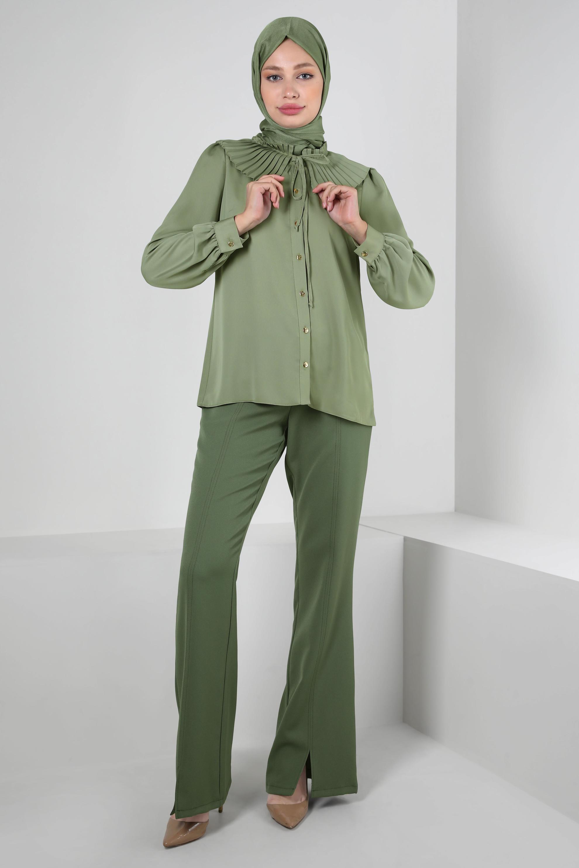 Tesettür giyim YEŞİL İSPANYOL PAÇA YIRTMAÇ DETAYLI PANTOLON 70551