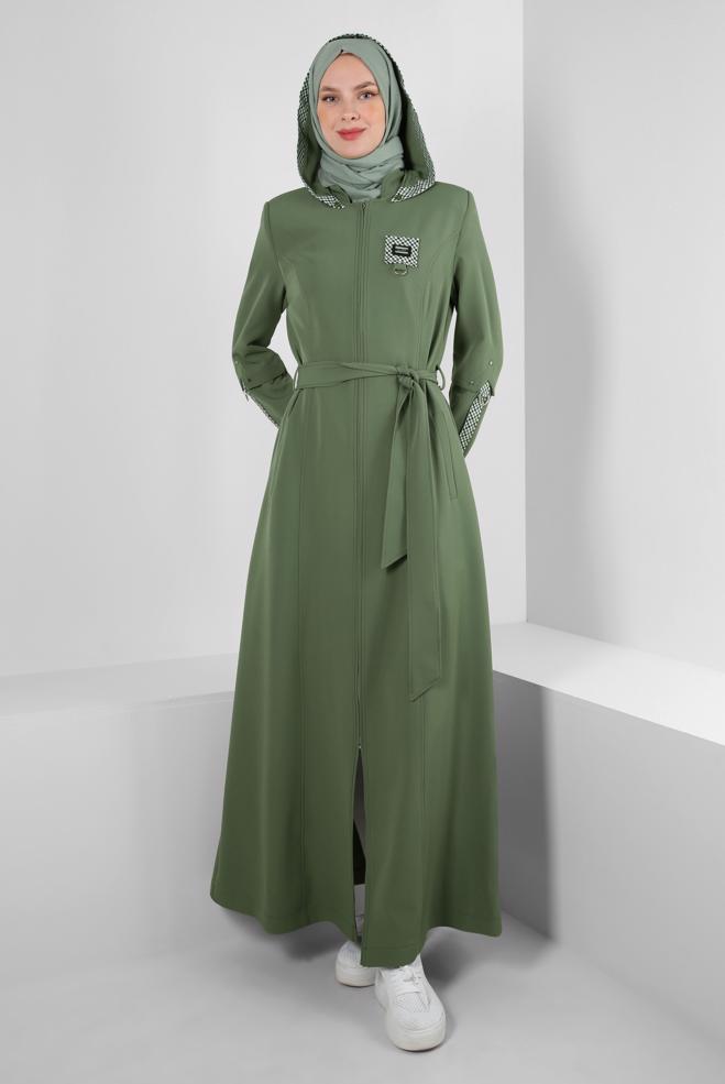 Tesettür giyim YEŞİL ÇIKARILABİLİR KAPÜŞONLU EKOSE DETAYLI PARDESÜ 10704 - ALVİNA