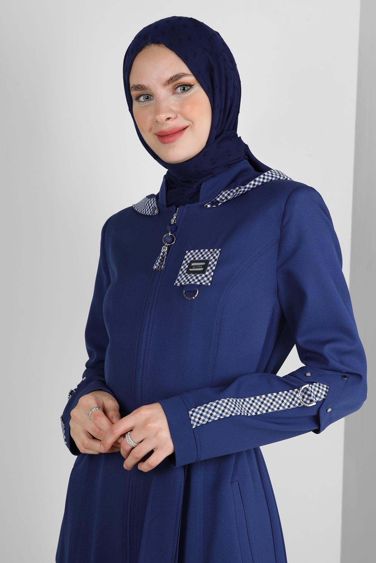 Hijab clothing NAVY BLUE PLAID DETAIL TOPCOAT WITH DETACHABLE HOOD 10704