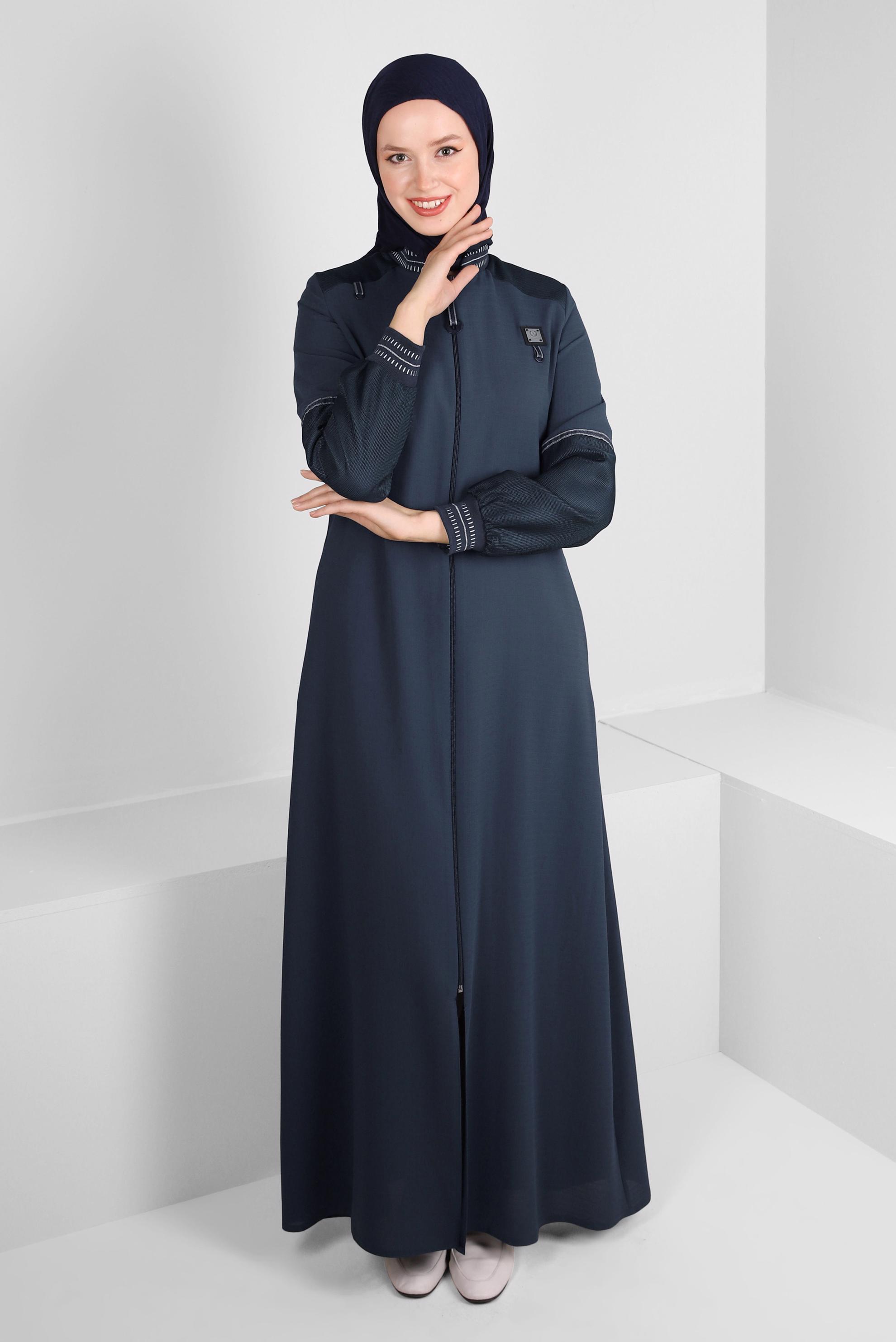 Tesettür giyim LACİVERT ÇİZGİ DETAYLI FERMUARLI PARDESÜ 10721