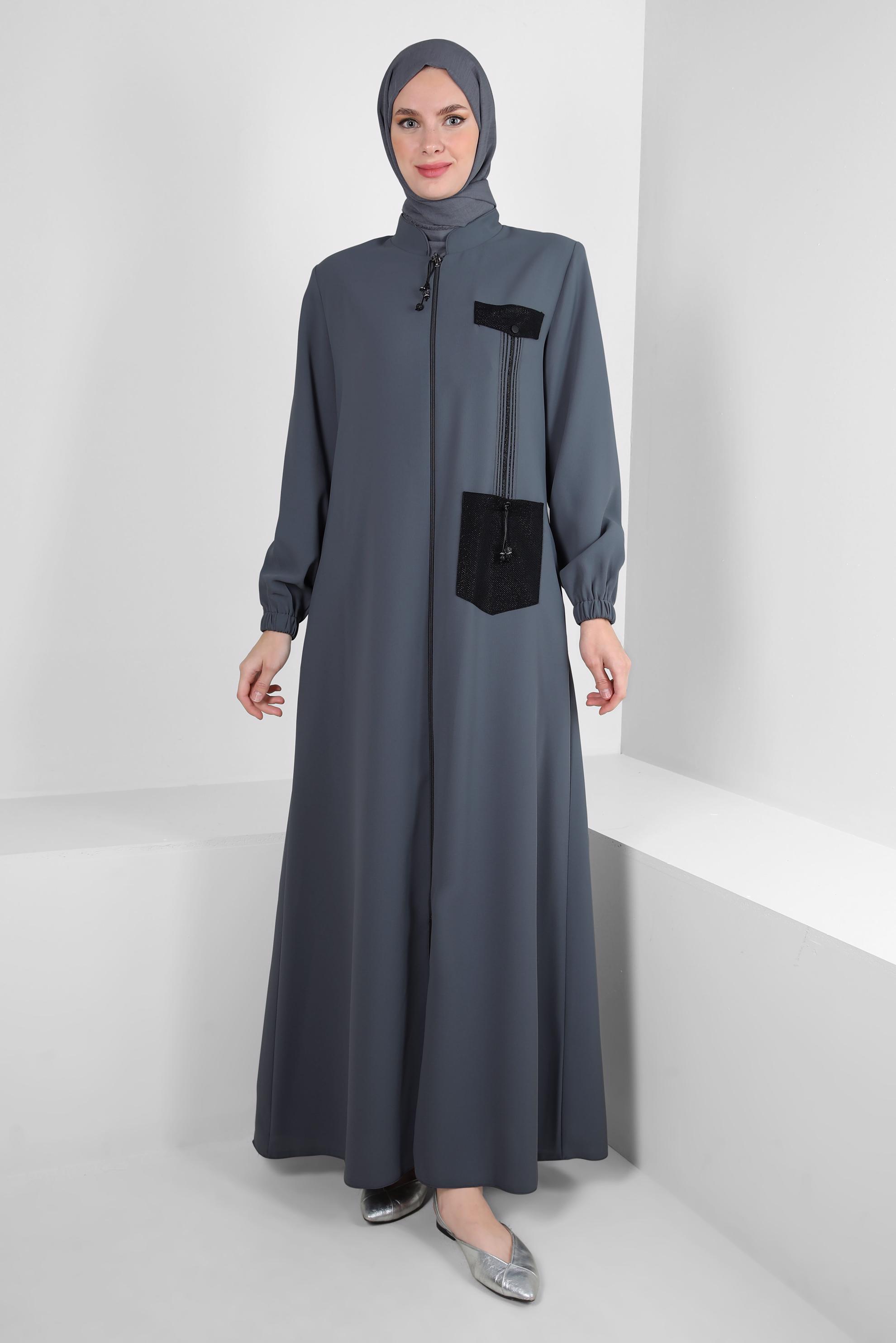 Tesettür giyim GRİ CEPLİ ŞERİT DETAYLI PARDESÜ 10723