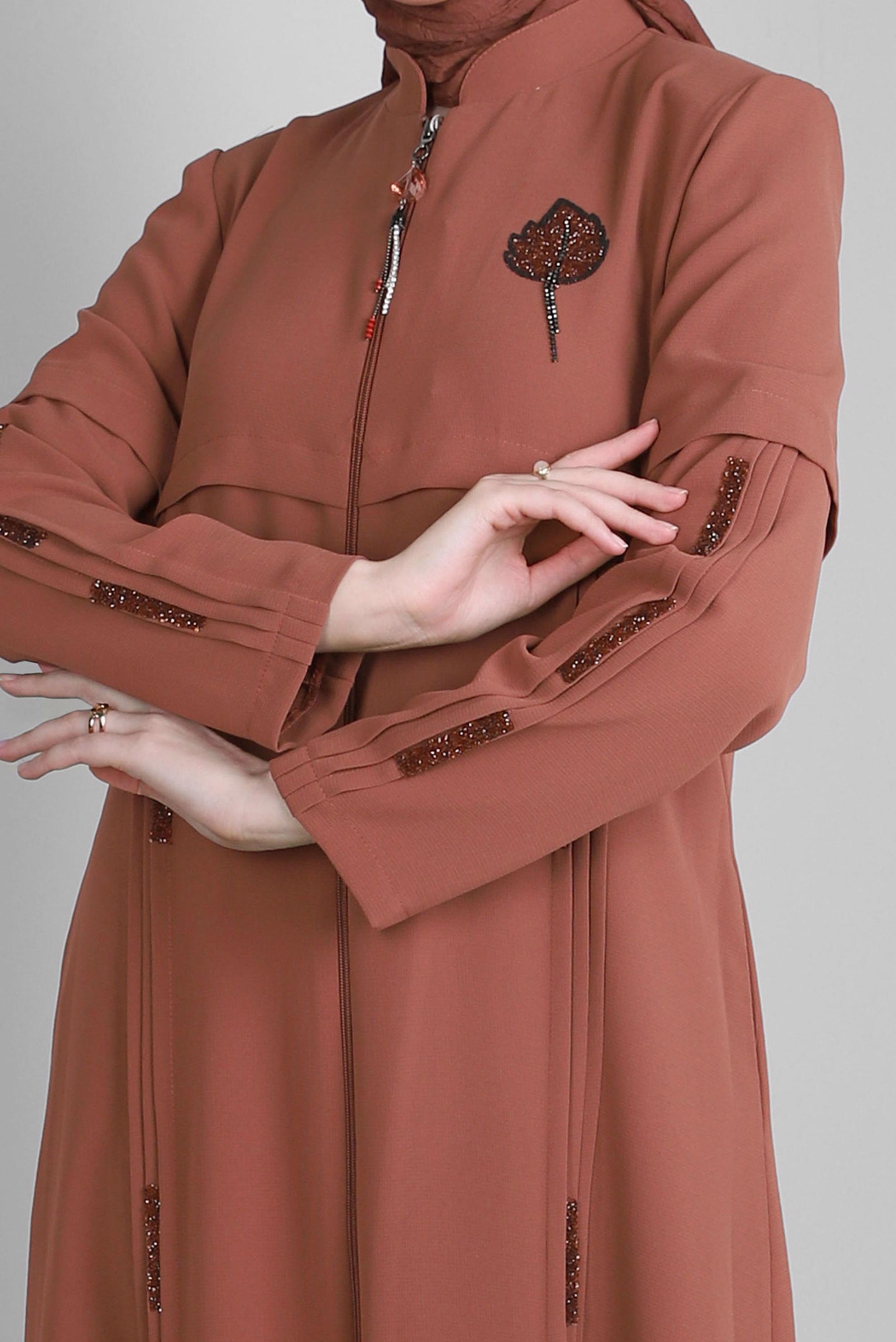 Tesettür giyim TURUNCU TAŞ İŞLEME DETAYLI FERMUARLI PARDESÜ 10725